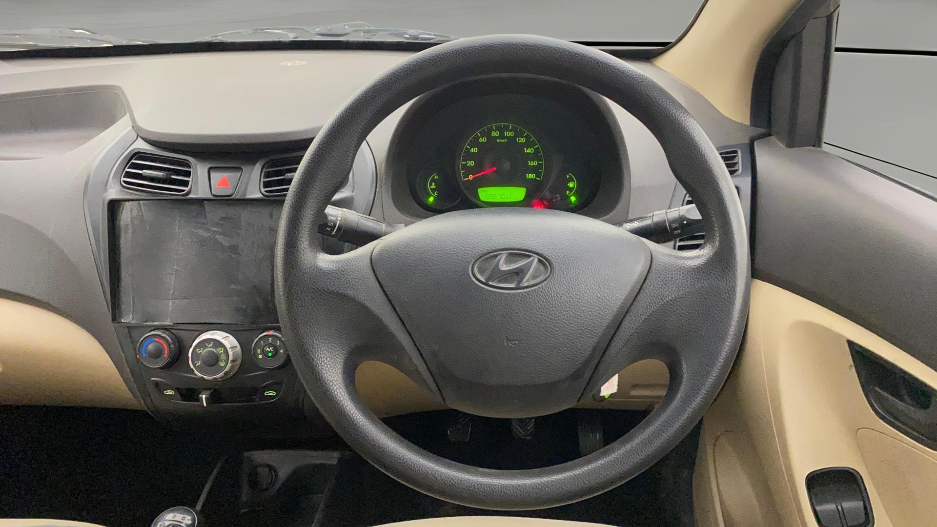 View 2013 Hyundai EON Era Plus Image 20 Used 2013 Hyundai EON Era Plus Image 20