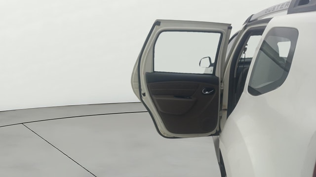 View Renault Duster Image 14 Used Renault Duster Image 14