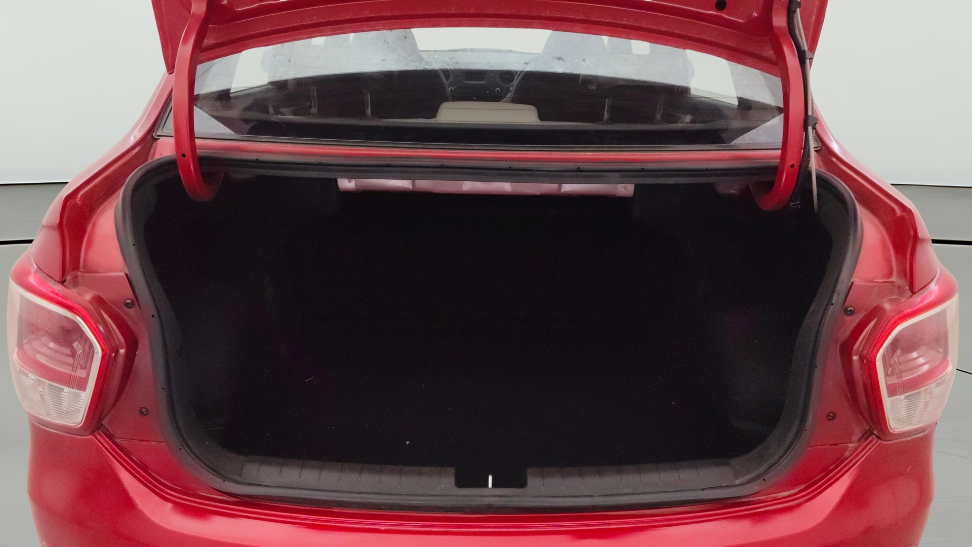 View 2015 Hyundai Xcent SX Petrol (O) Image 38 Used 2015 Hyundai Xcent SX Petrol (O) Image 38