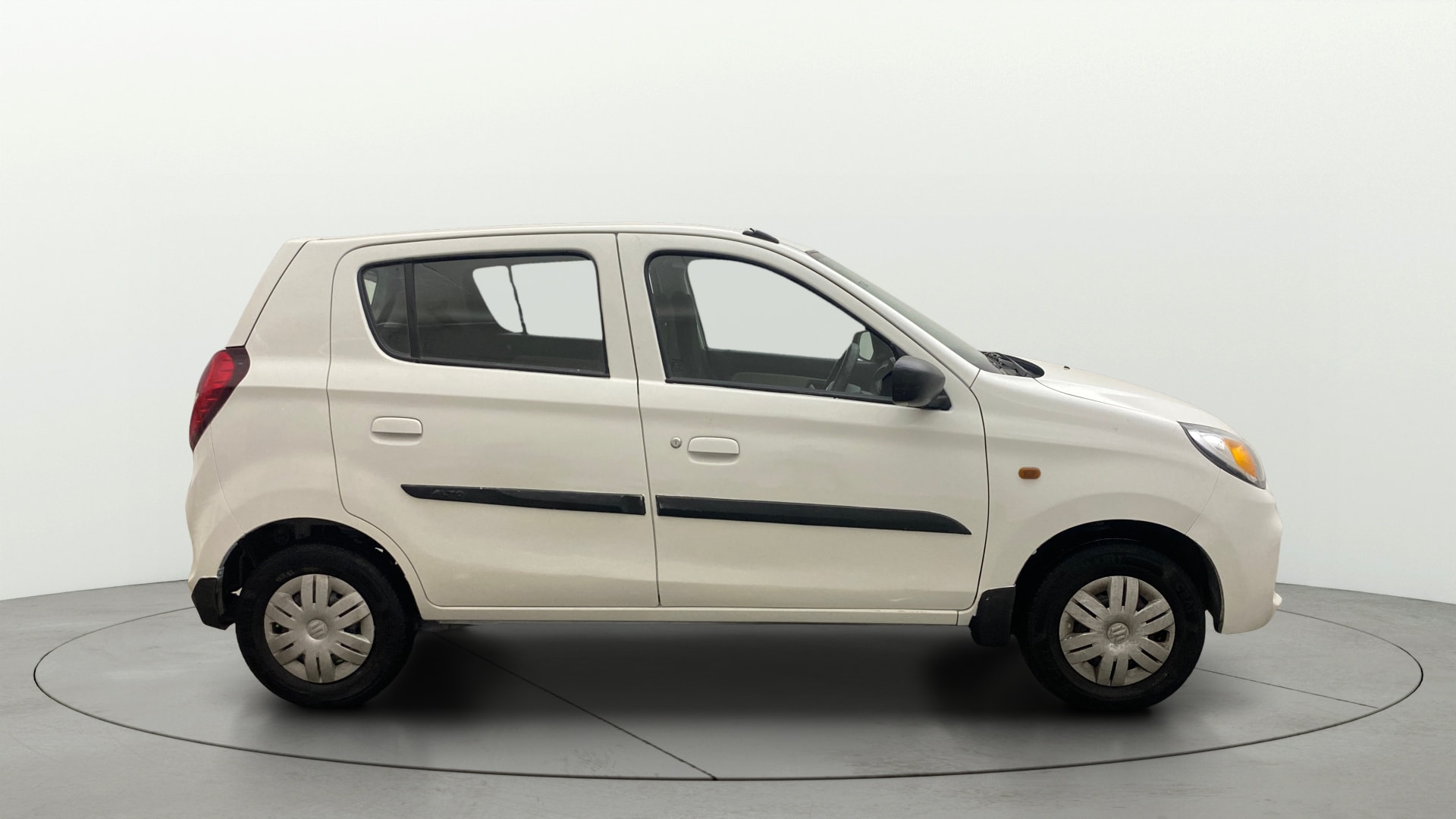 View 2021 Maruti Suzuki 1000 Base Variant Image 8 Used 2021 Maruti Suzuki 1000 Base Variant Image 8