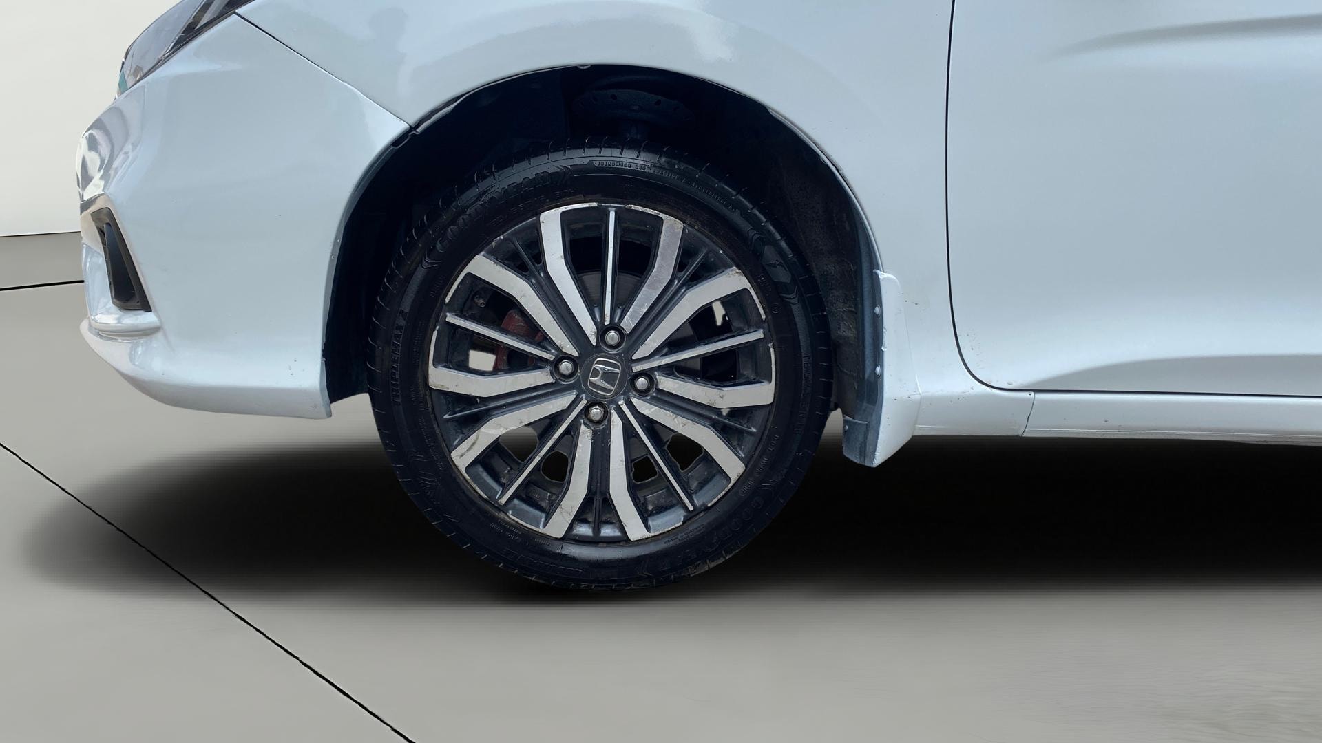 View 2017 Honda City ZX MT Diesel Anniversary Edition Image 30 Used 2017 Honda City ZX MT Diesel Anniversary Edition Image 30