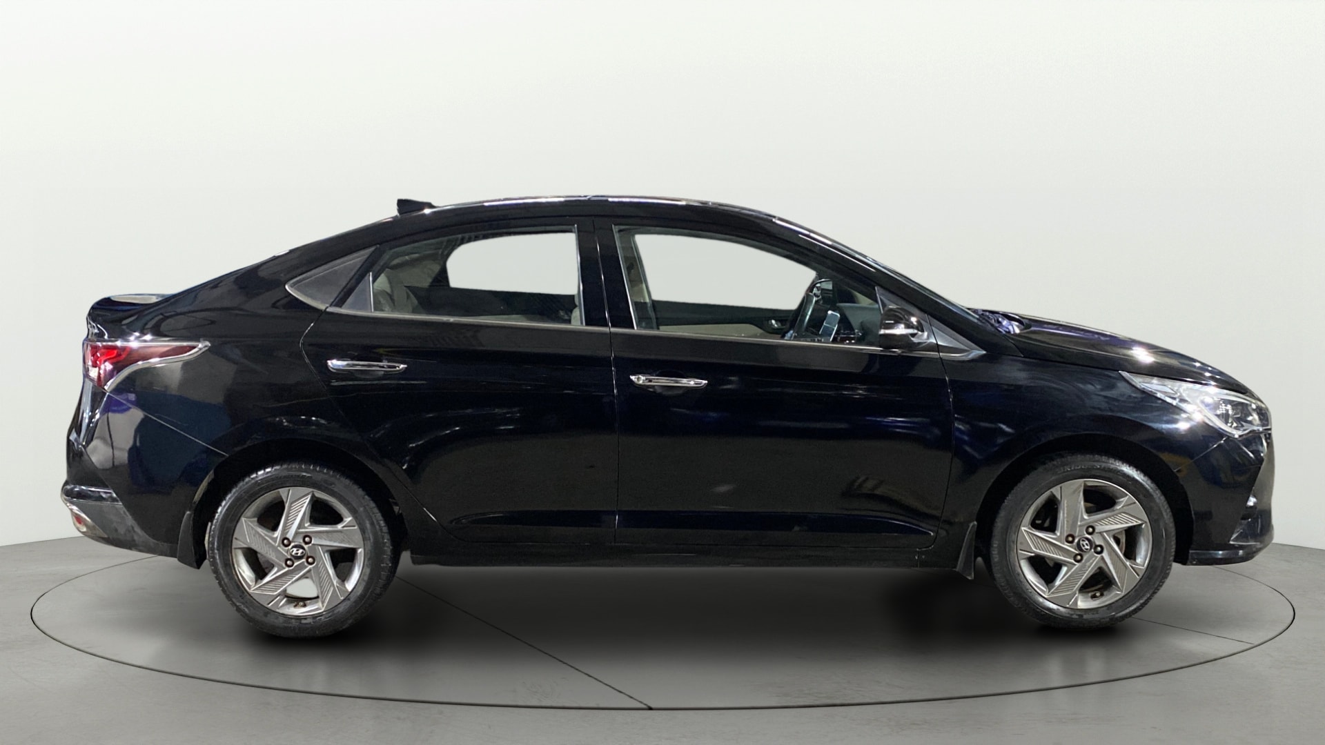 Used 2022 Hyundai Verna Used 2022 Hyundai Verna