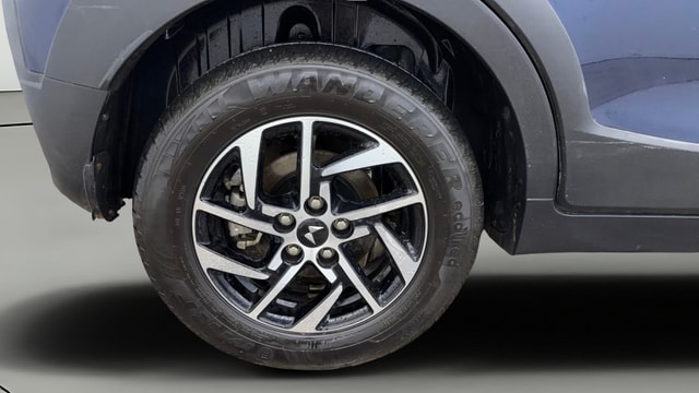 View Mahindra XUV 3XO Image 25 Used Mahindra XUV 3XO Image 25