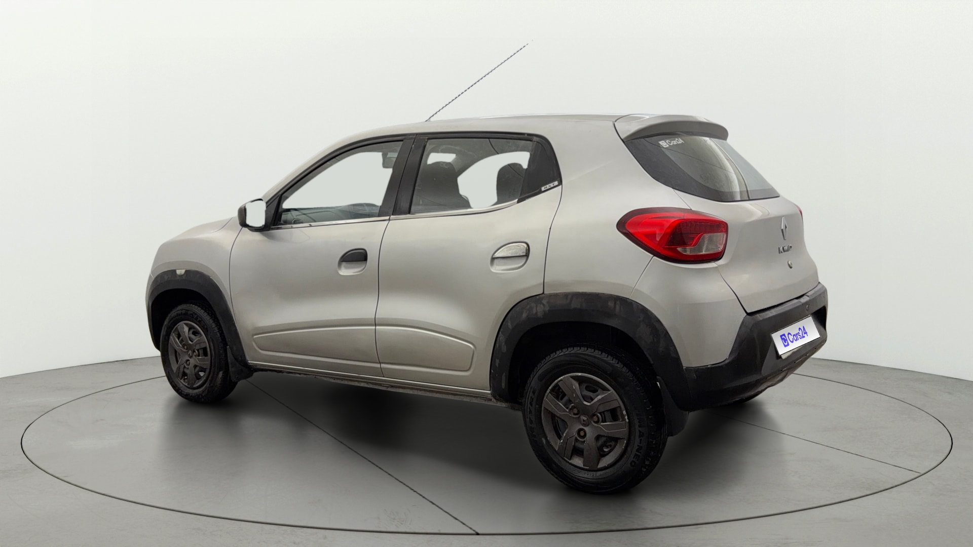 View 2016 Renault Kwid RXT 1.0 Image 2 Used 2016 Renault Kwid RXT 1.0 Image 2