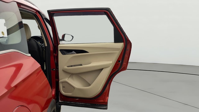 View MG Hector Image 6 Used MG Hector Image 6
