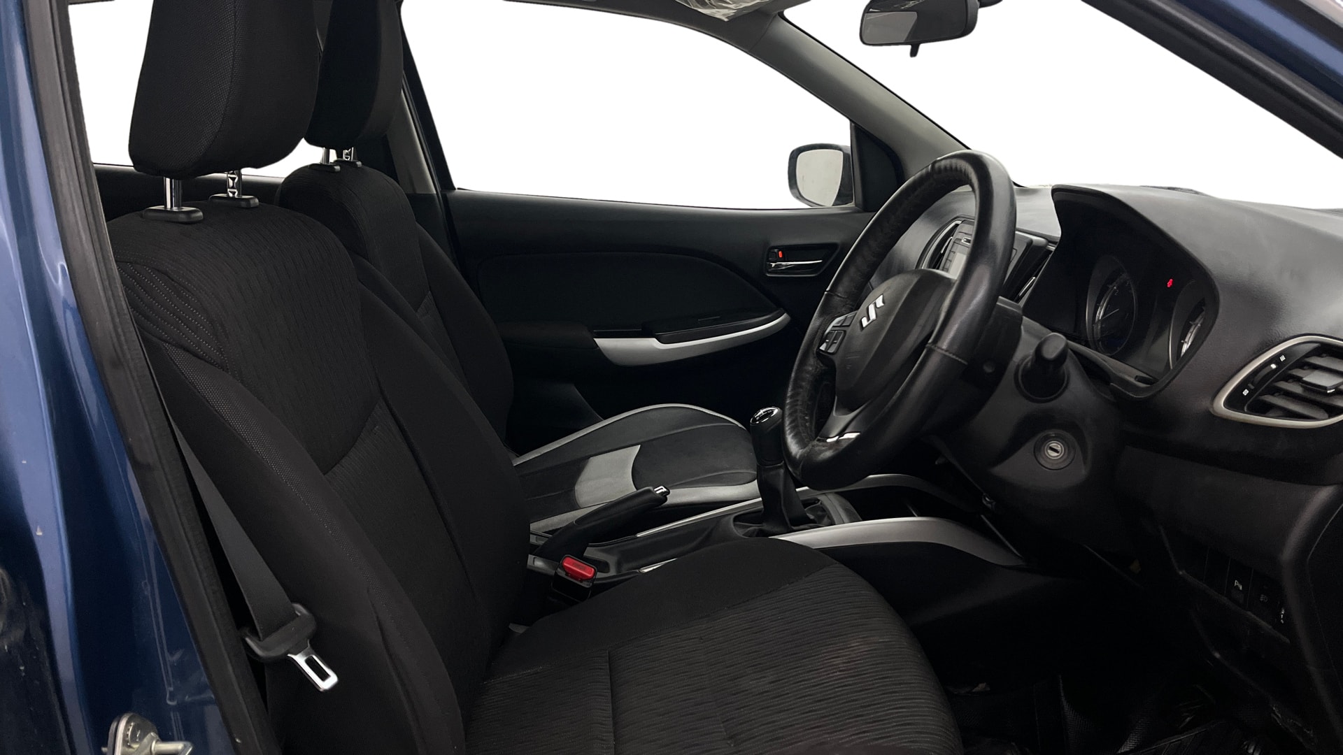 View 2018 Maruti Suzuki 1000 Base Variant Image 25 Used 2018 Maruti Suzuki 1000 Base Variant Image 25