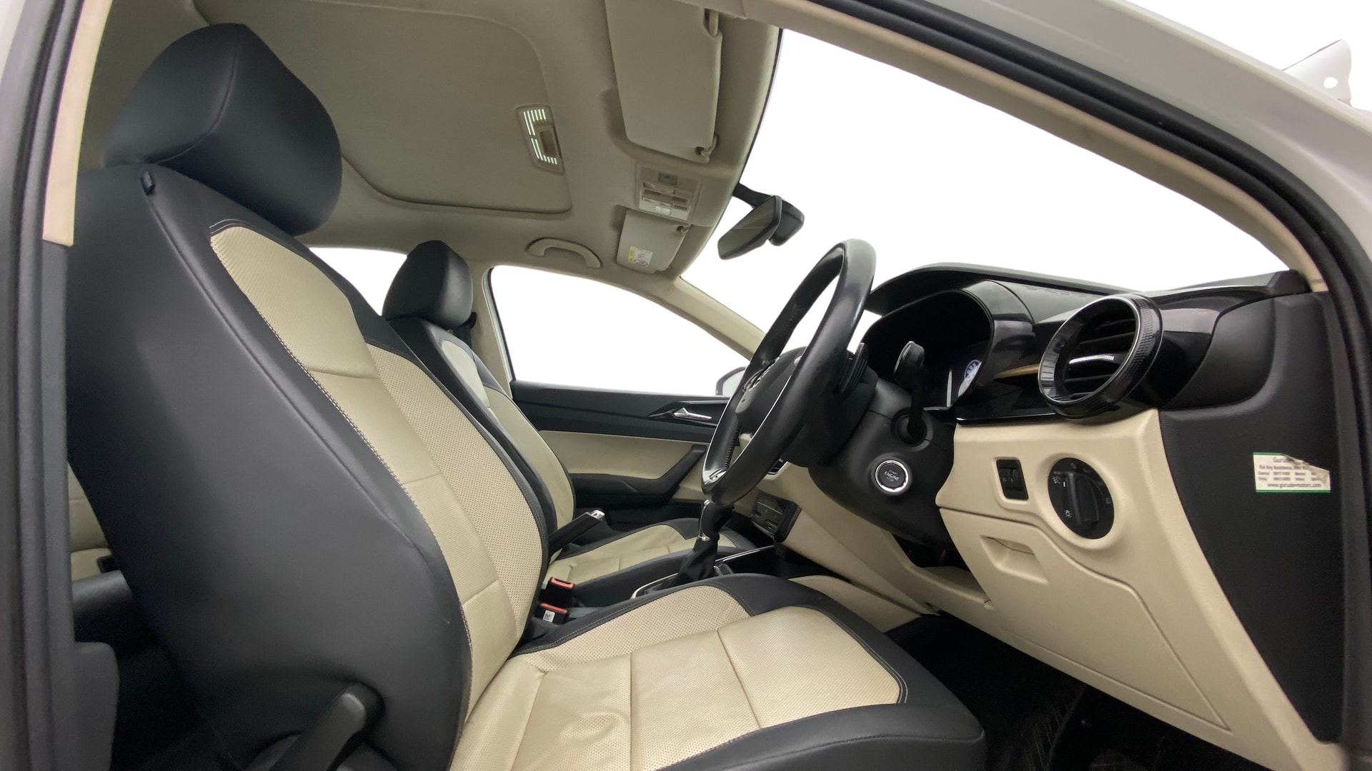 View 2022 Skoda Slavia Style 1.0 TSI AT Image 27 Used 2022 Skoda Slavia Style 1.0 TSI AT Image 27