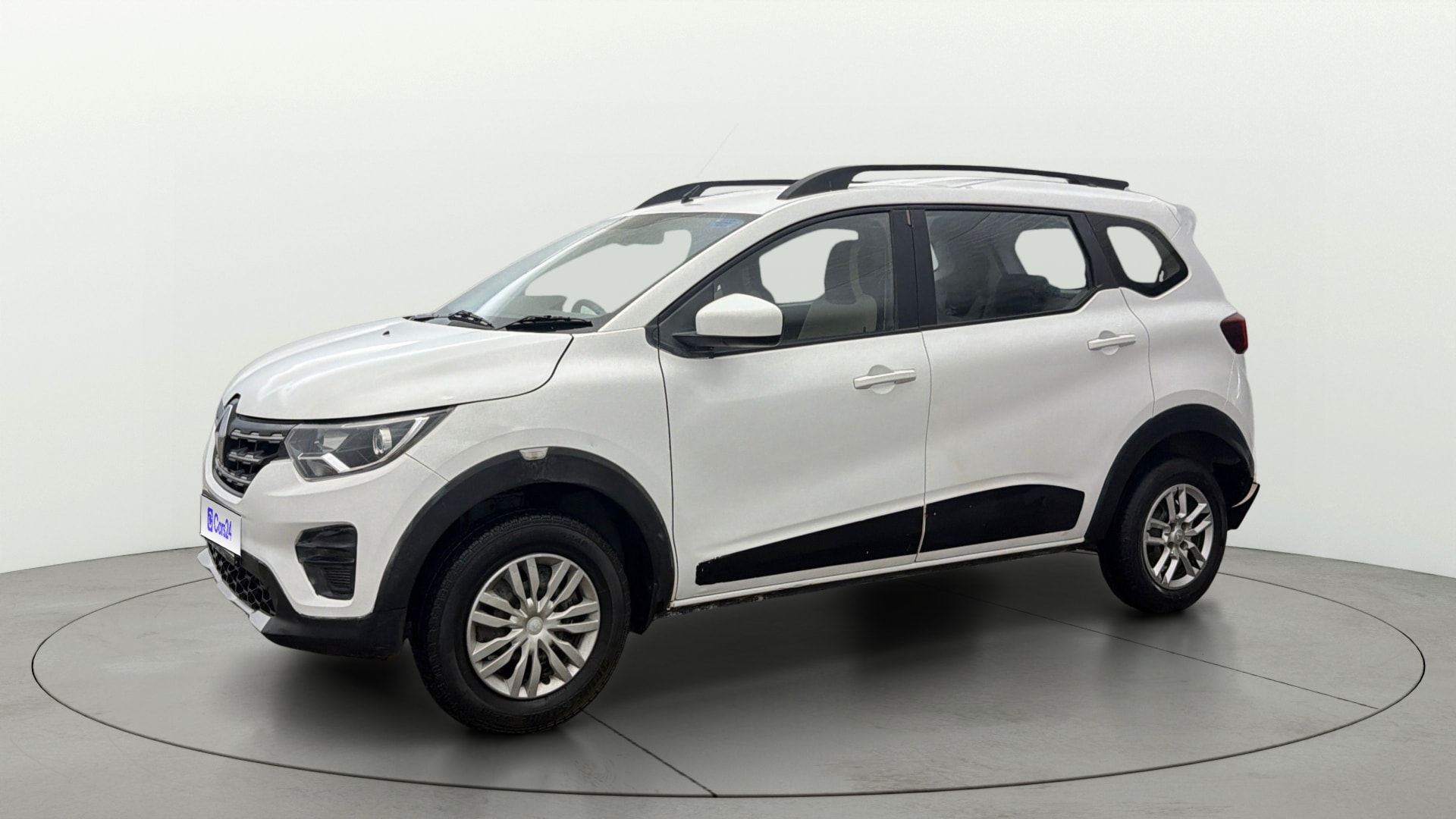 View 2021 Renault Triber RXT Image 35 Used 2021 Renault Triber RXT Image 35