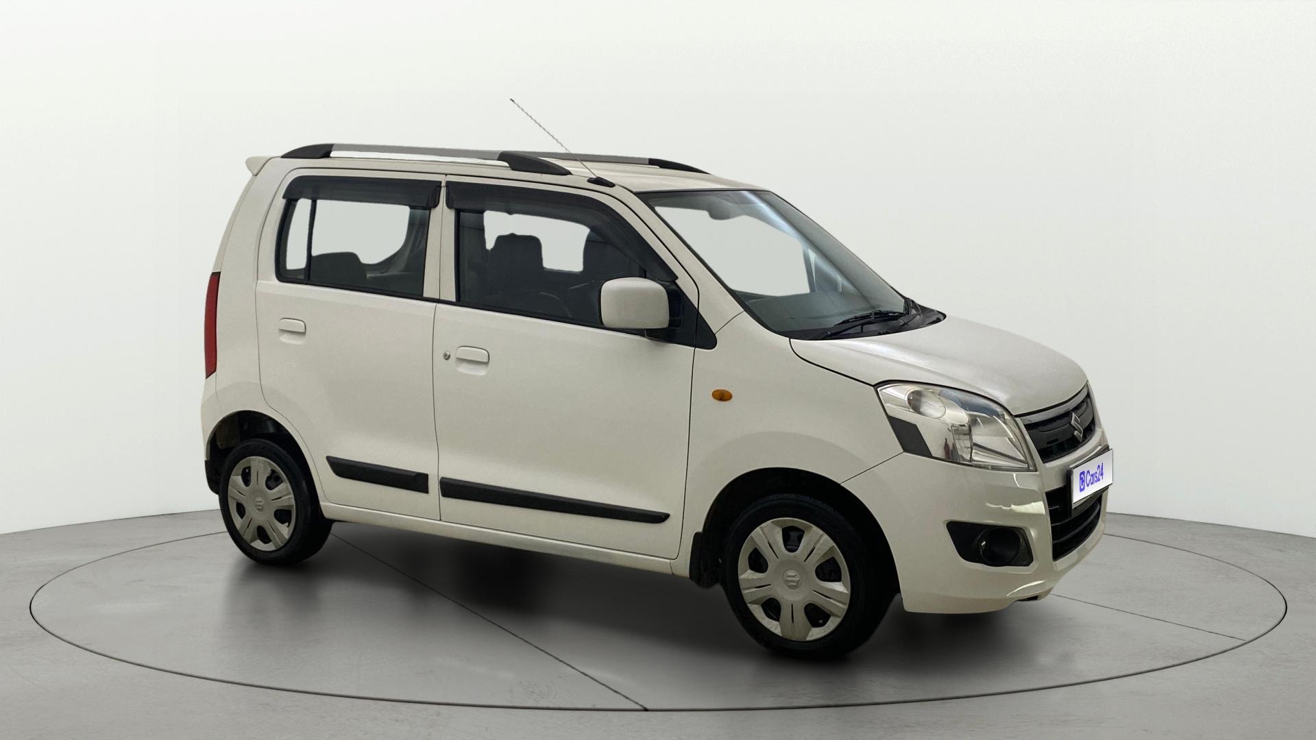 View 2017 Maruti Suzuki 1000 Base Variant Image 21 Used 2017 Maruti Suzuki 1000 Base Variant Image 21