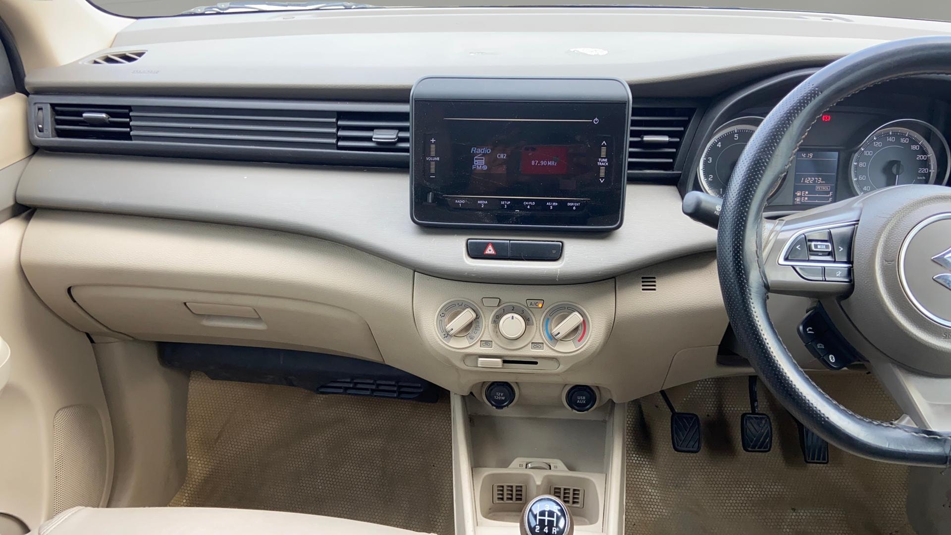 View 2022 Maruti Suzuki 1000 Base Variant Image 18 Used 2022 Maruti Suzuki 1000 Base Variant Image 18