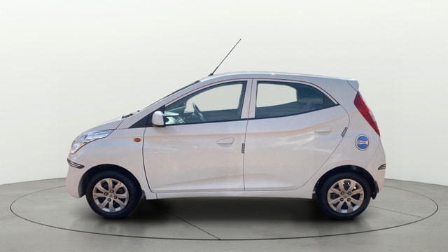 View Hyundai EON Image 5 Used Hyundai EON Image 5