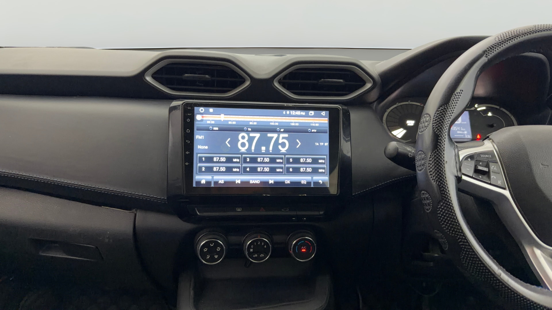 Used 2023 Nissan Magnite Used 2023 Nissan Magnite