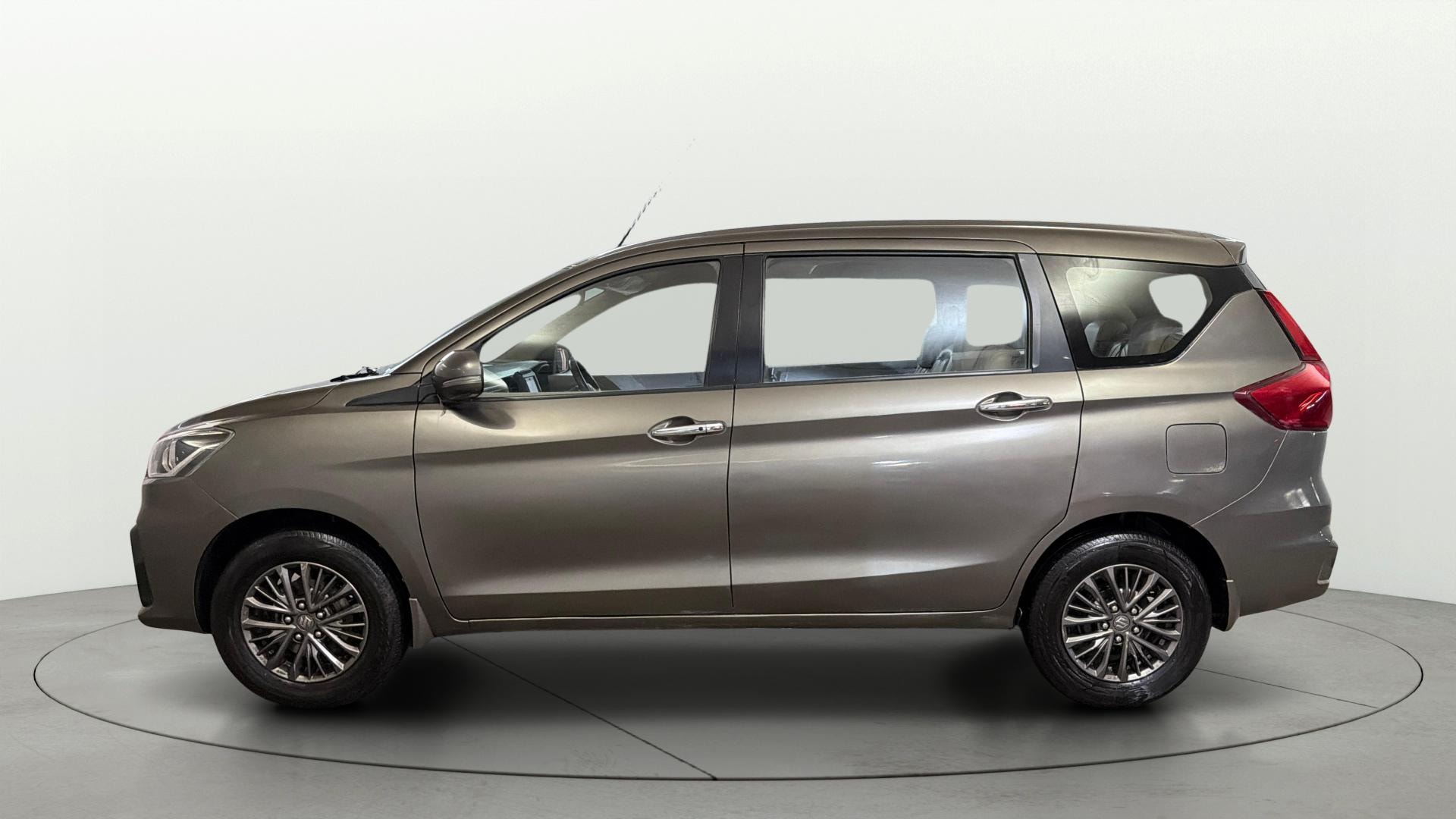 View 2019 Maruti Suzuki 1000 Base Variant Image 27 Used 2019 Maruti Suzuki 1000 Base Variant Image 27