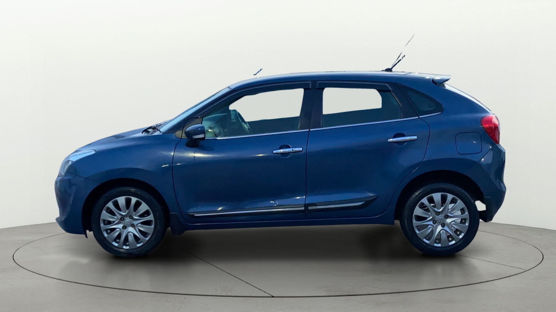 View 2017 Maruti Suzuki 1000 Base Variant Image 5 Used 2017 Maruti Suzuki 1000 Base Variant Image 5