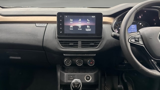 View Renault Kiger Image 17 Used Renault Kiger Image 17