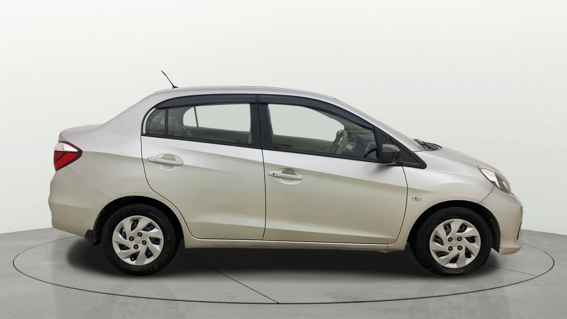 View 2017 Honda Amaze E MT Petrol BS IV Image 8 Used 2017 Honda Amaze E MT Petrol BS IV Image 8
