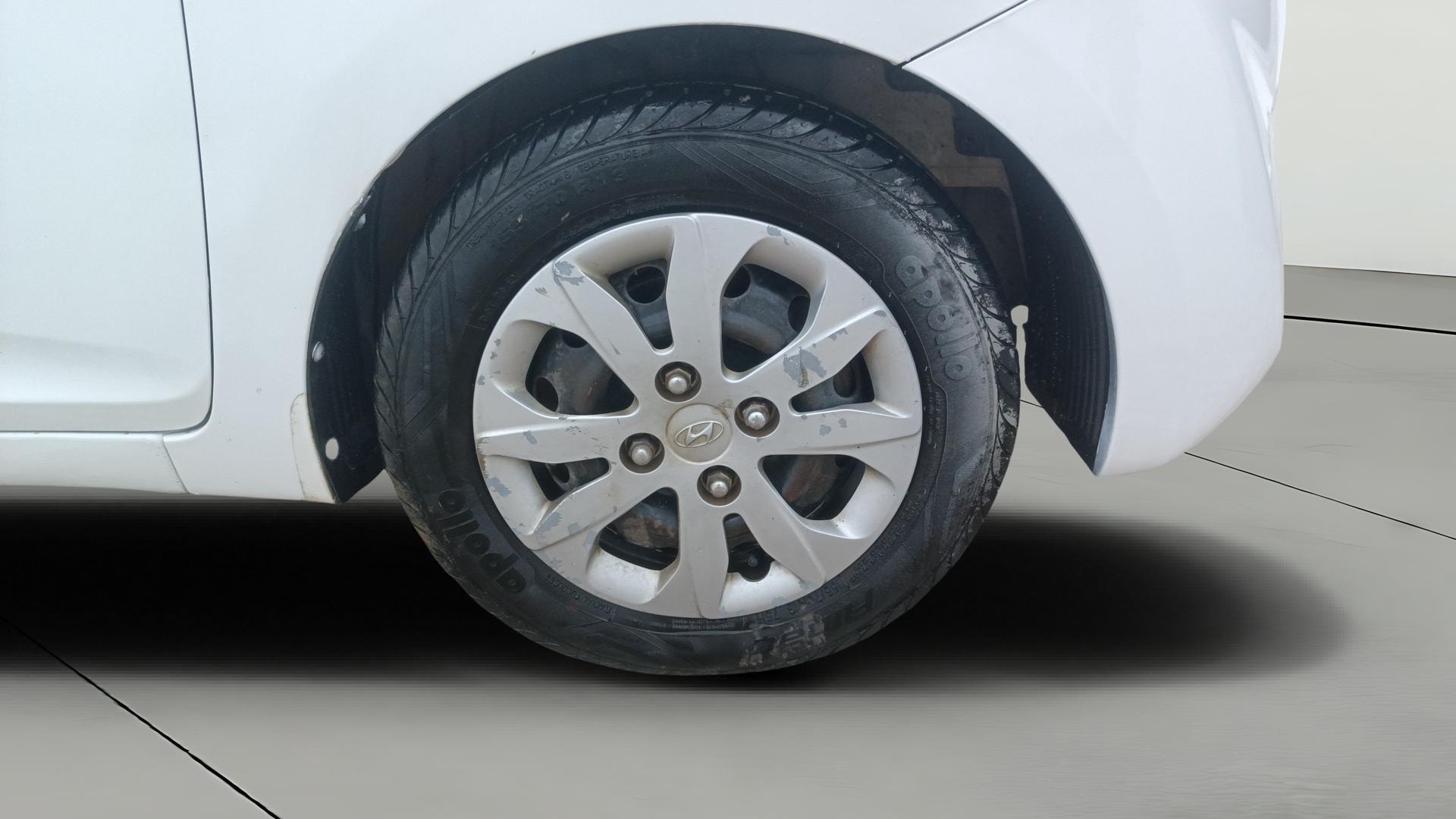 View 2018 Hyundai EON Magna Plus Image 39 Used 2018 Hyundai EON Magna Plus Image 39