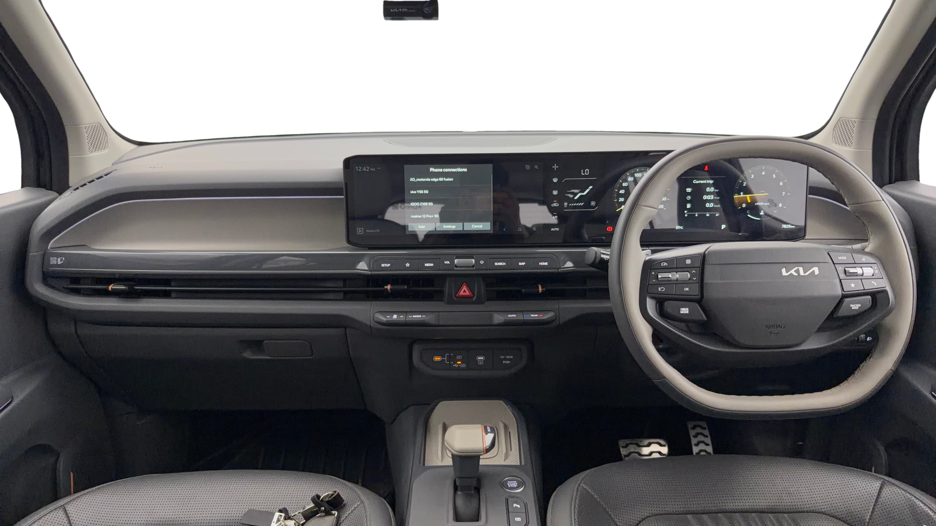 View 2025 Kia Syros HTX Plus (O) DCT Petrol Image 16 Used 2025 Kia Syros HTX Plus (O) DCT Petrol Image 16