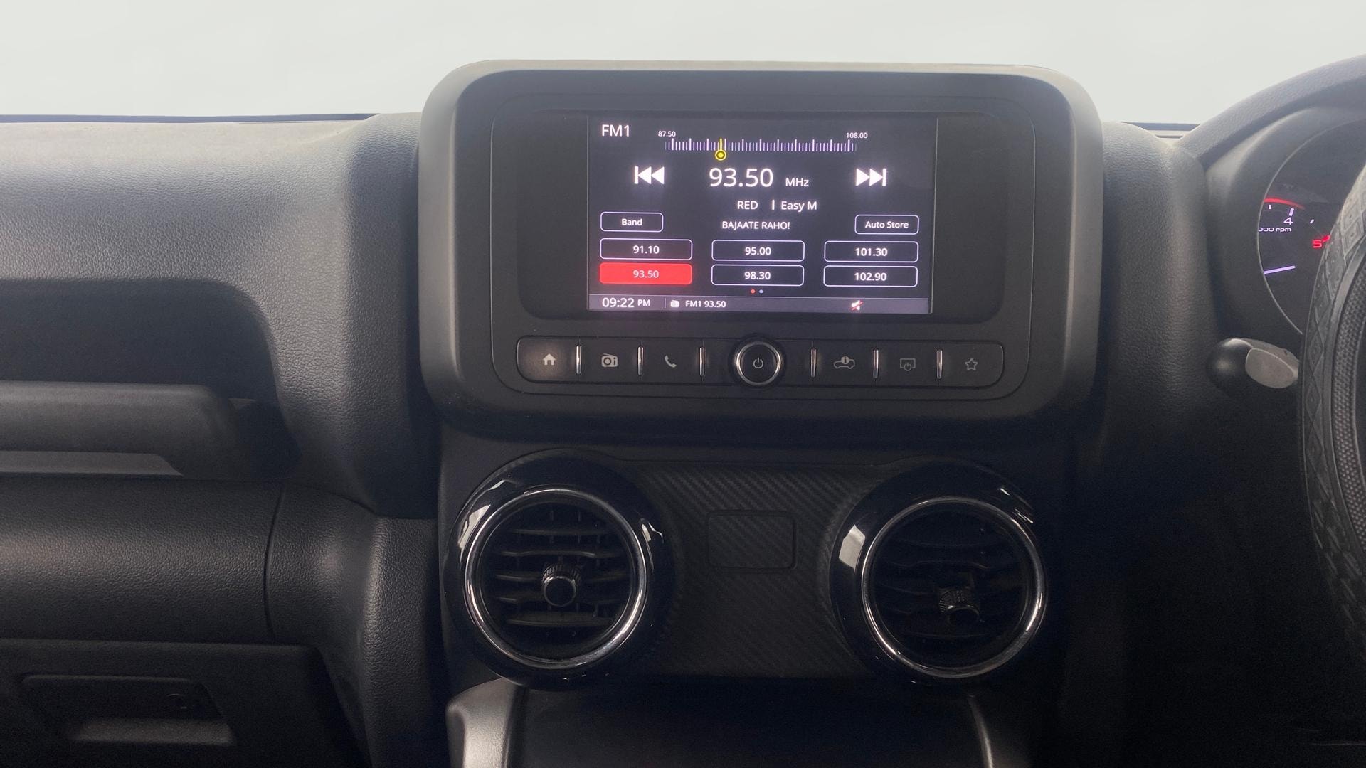 View 2021 Mahindra Thar AX Standard Manual Soft Top 6 Seater Image 18 Used 2021 Mahindra Thar AX Standard Manual Soft Top 6 Seater Image 18