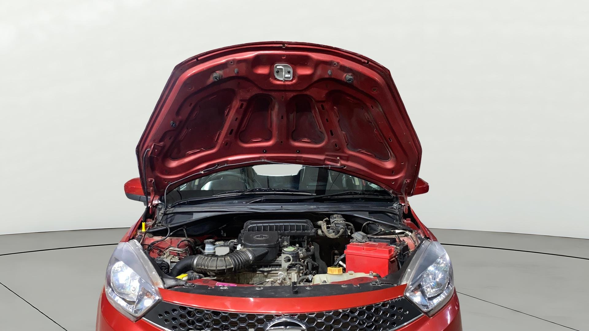 View 2019 Tata Tiago Revotorq XB Image 31 Used 2019 Tata Tiago Revotorq XB Image 31