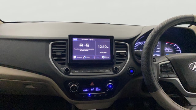 View Hyundai Verna Image 34 Used Hyundai Verna Image 34