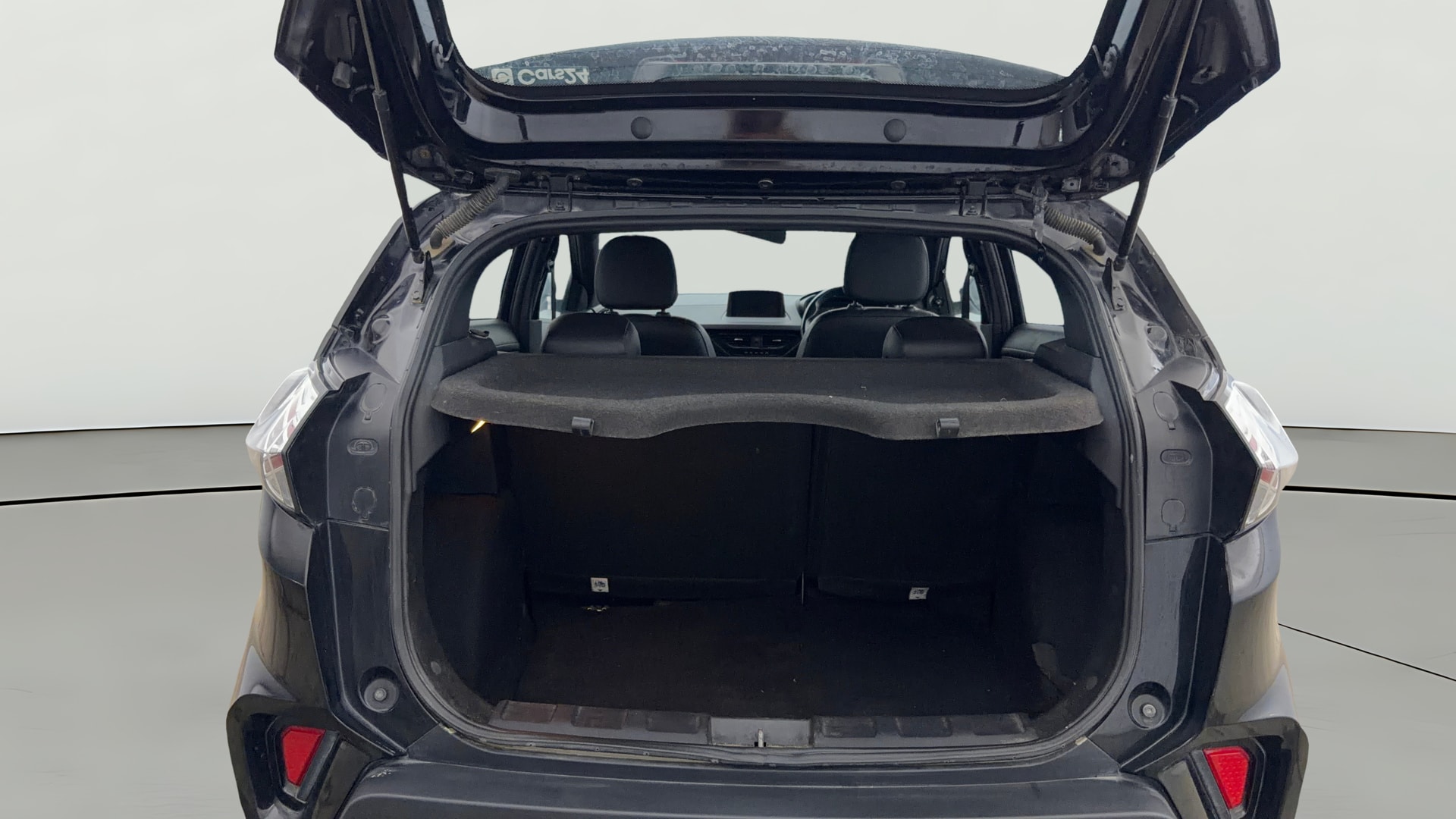 View 2022 Tata Nexon Revotron XE Image 39 Used 2022 Tata Nexon Revotron XE Image 39