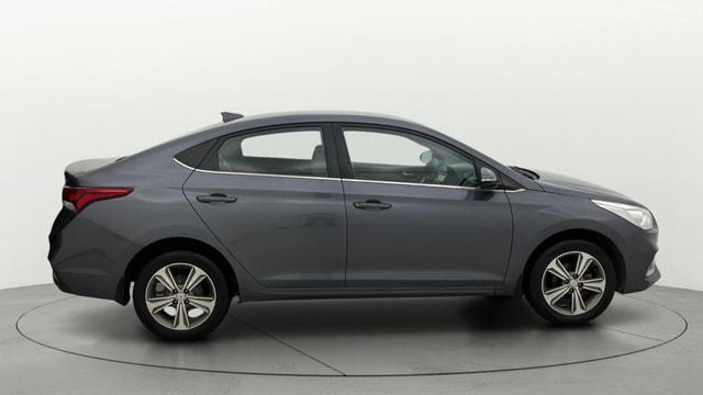View Hyundai Verna Image 9 Used Hyundai Verna Image 9