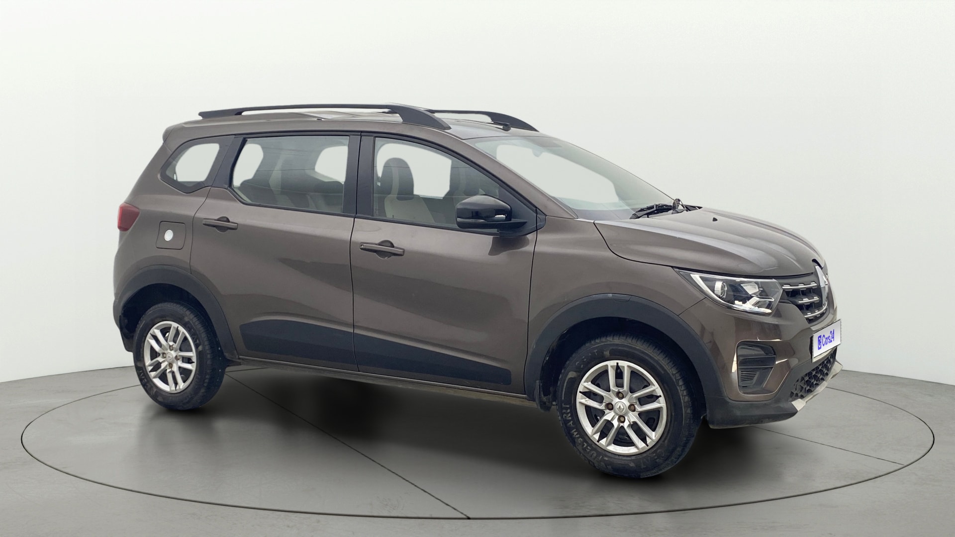 View 2023 Renault Triber RXT Image 22 Used 2023 Renault Triber RXT Image 22