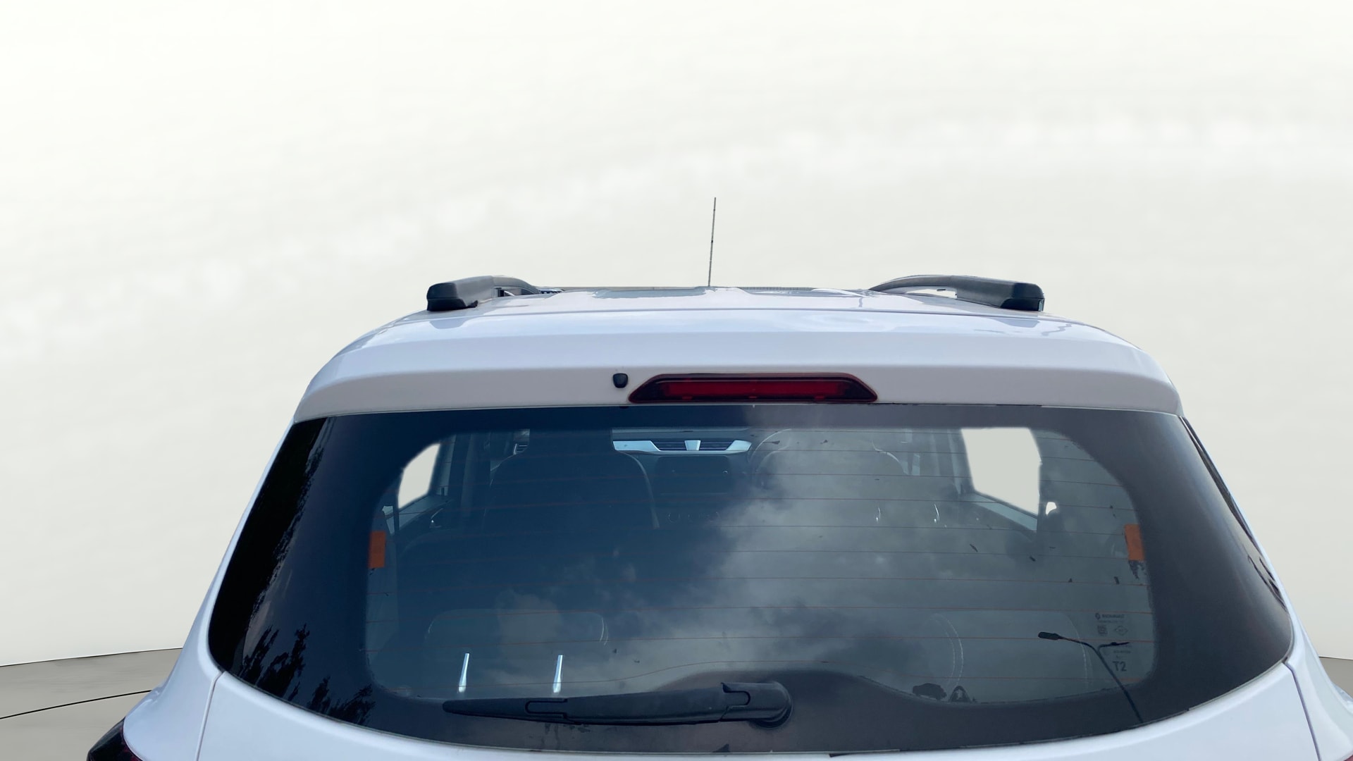 View 2019 Renault Triber RXZ Image 4 Used 2019 Renault Triber RXZ Image 4