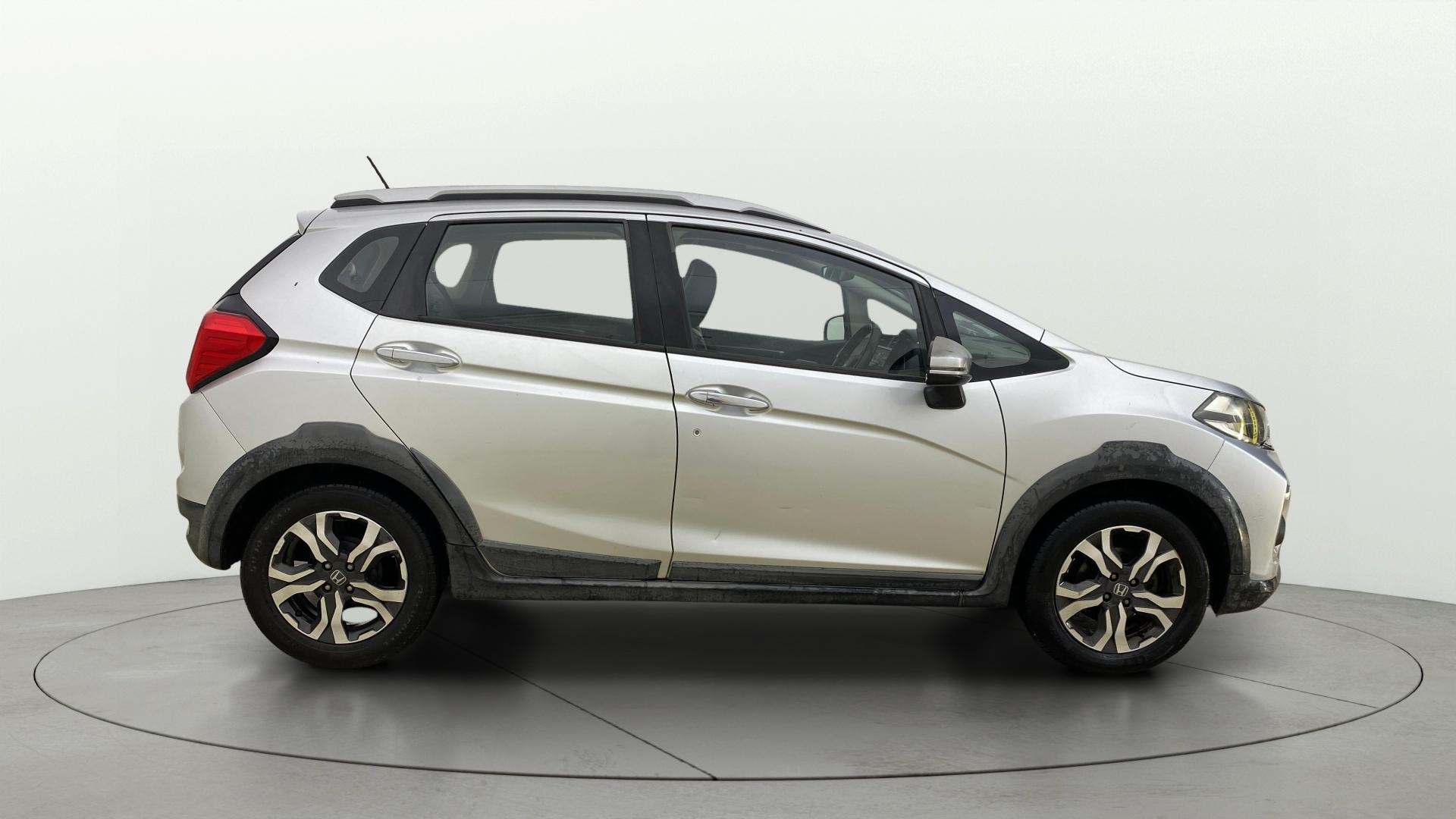 View 2017 Honda WR-V S MT Diesel Edge Edition Image 27 Used 2017 Honda WR-V S MT Diesel Edge Edition Image 27