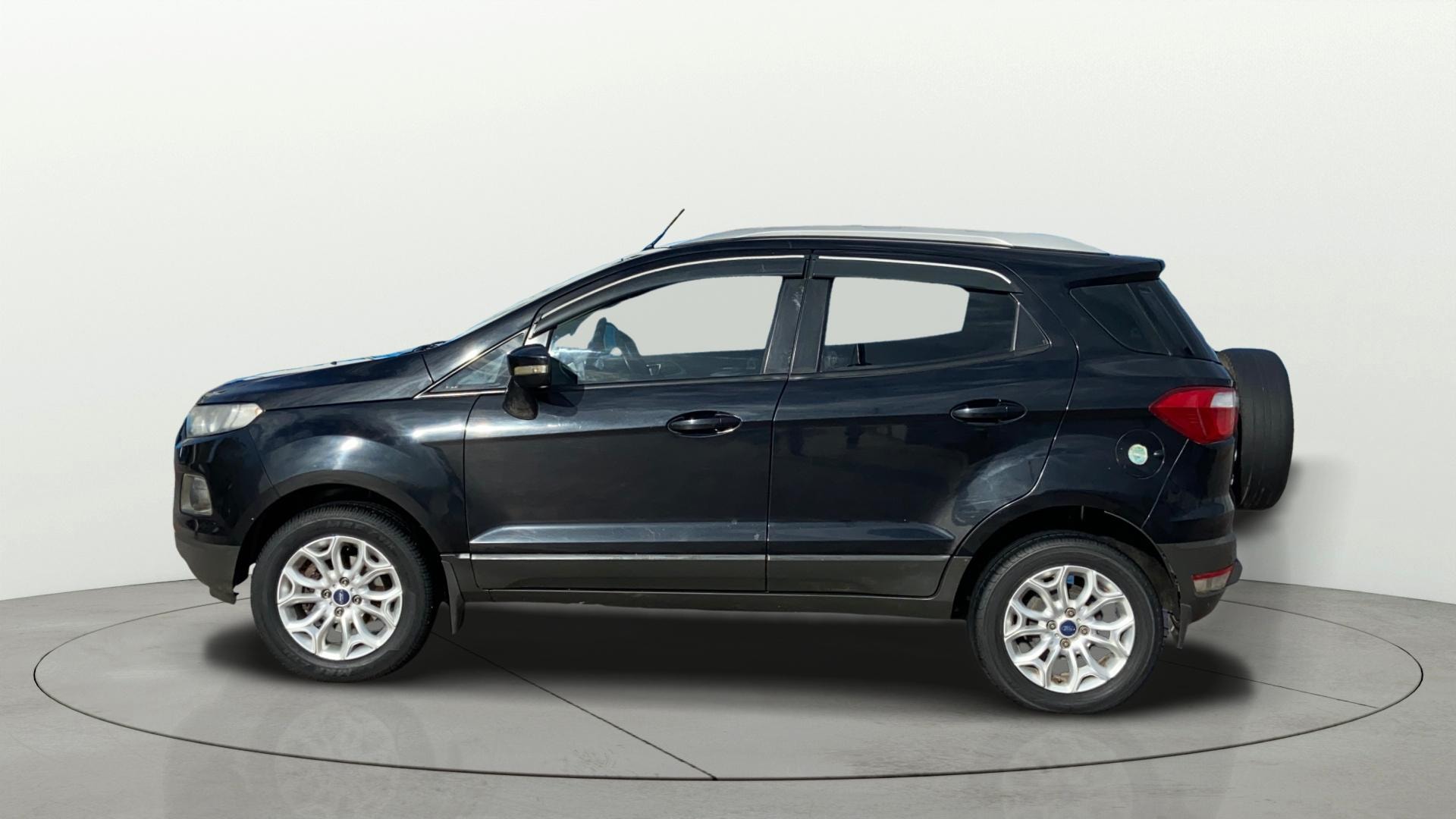 View 2015 Ford EcoSport 1.5 TDCi Diesel Ambiente BS IV Image 26 Used 2015 Ford EcoSport 1.5 TDCi Diesel Ambiente BS IV Image 26