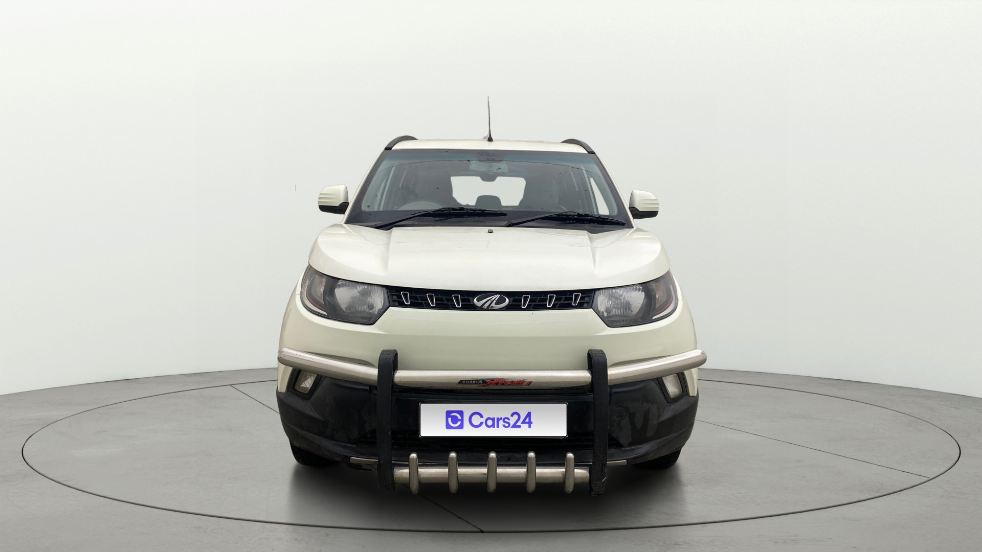 Used 2016 Mahindra KUV100 Used 2016 Mahindra KUV100