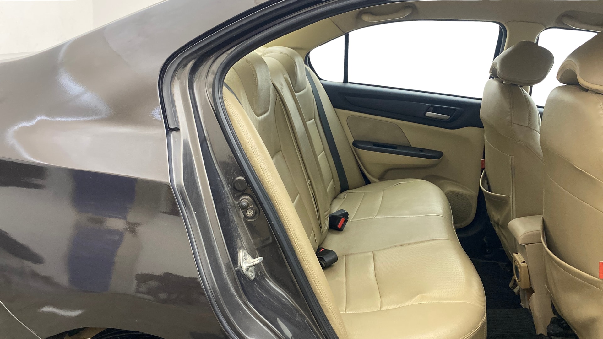 View 2019 Honda Amaze E MT Petrol BS IV Image 29 Used 2019 Honda Amaze E MT Petrol BS IV Image 29