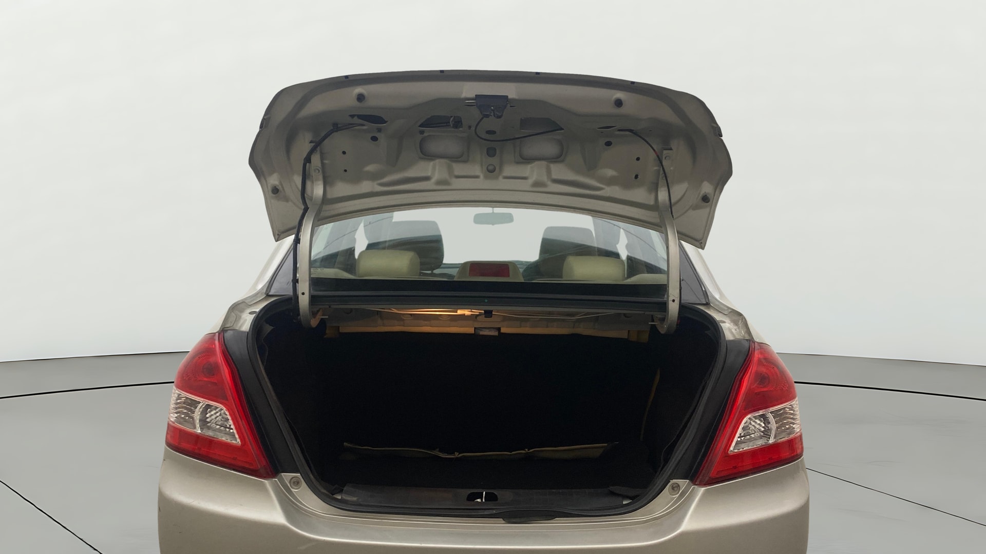 Used 2016 Maruti Suzuki 1000 Used 2016 Maruti Suzuki 1000