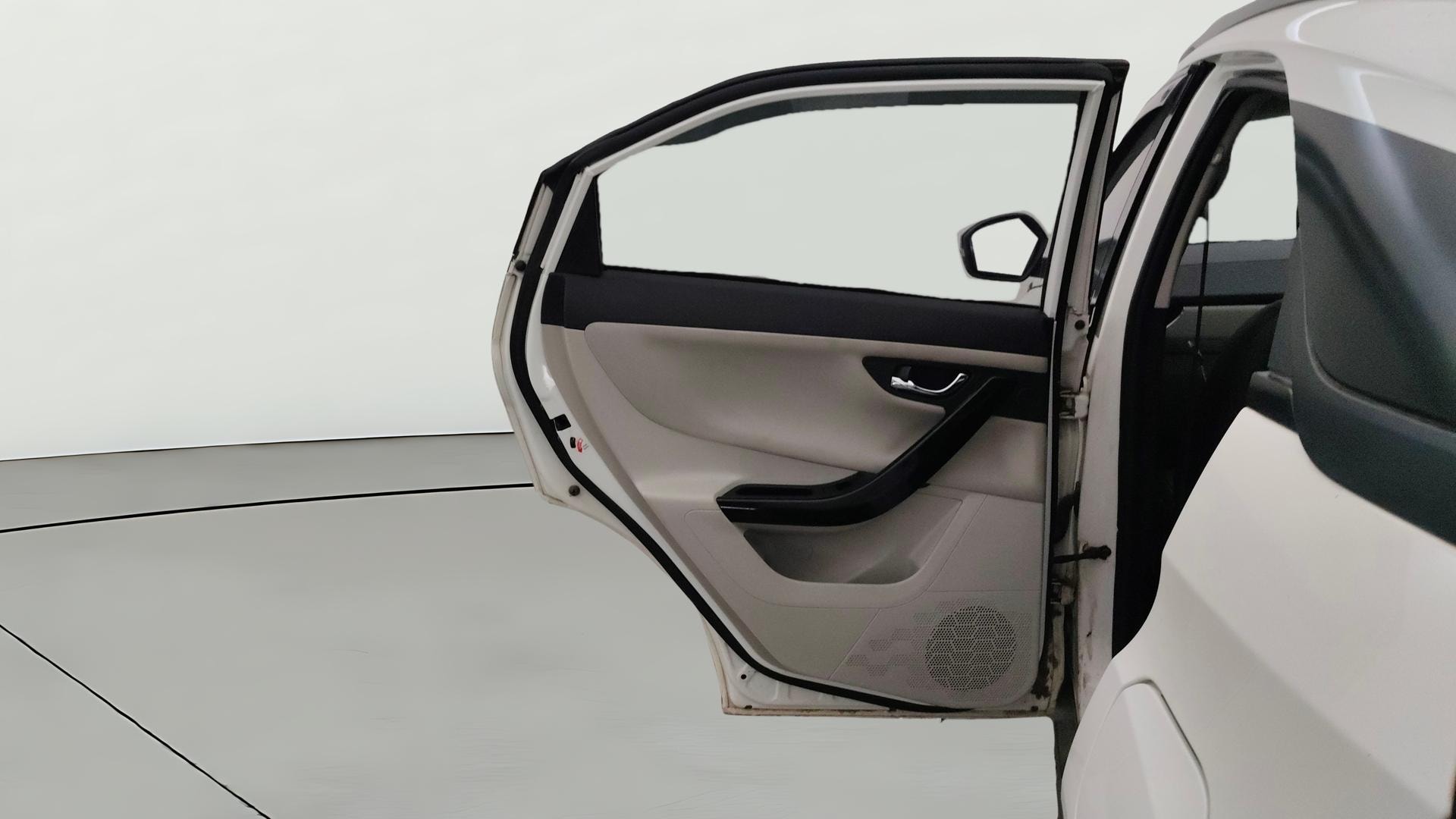 View 2022 Tata Nexon Revotron XE Image 23 Used 2022 Tata Nexon Revotron XE Image 23
