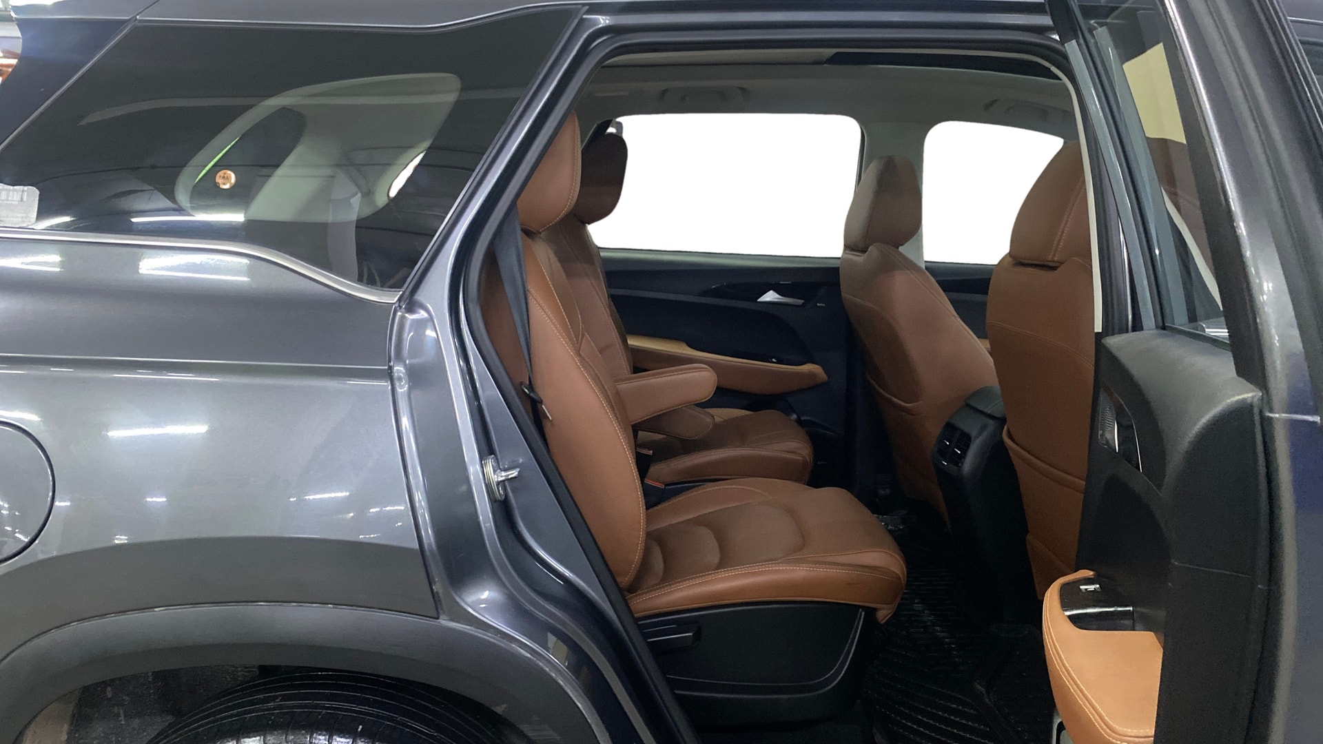 View 2022 MG Hector Plus Sharp CVT Petrol Image 38 Used 2022 MG Hector Plus Sharp CVT Petrol Image 38