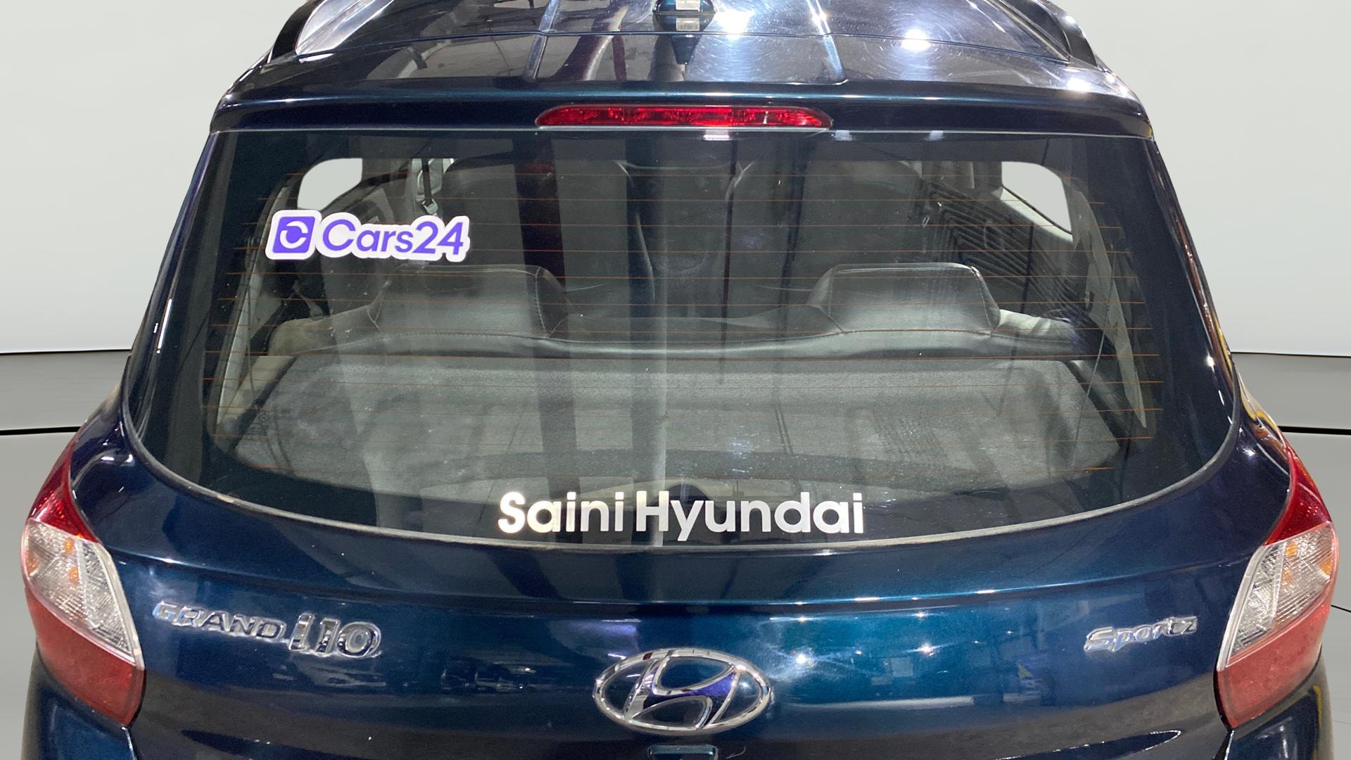 View 2021 Hyundai Grand i10 Nios Sportz Petrol AMT Image 4 Used 2021 Hyundai Grand i10 Nios Sportz Petrol AMT Image 4