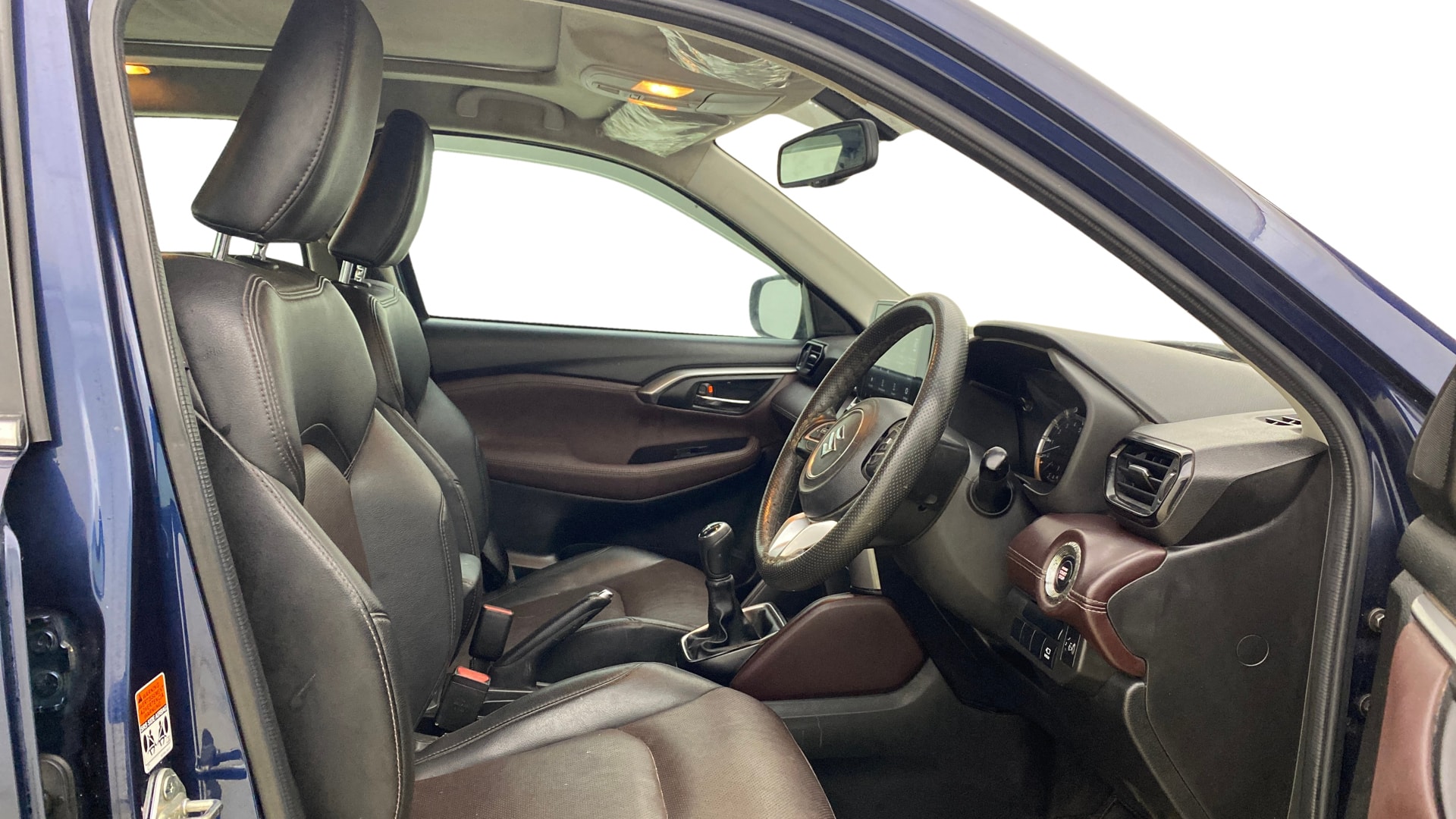 View 2022 Maruti Suzuki 1000 Base Variant Image 18 Used 2022 Maruti Suzuki 1000 Base Variant Image 18