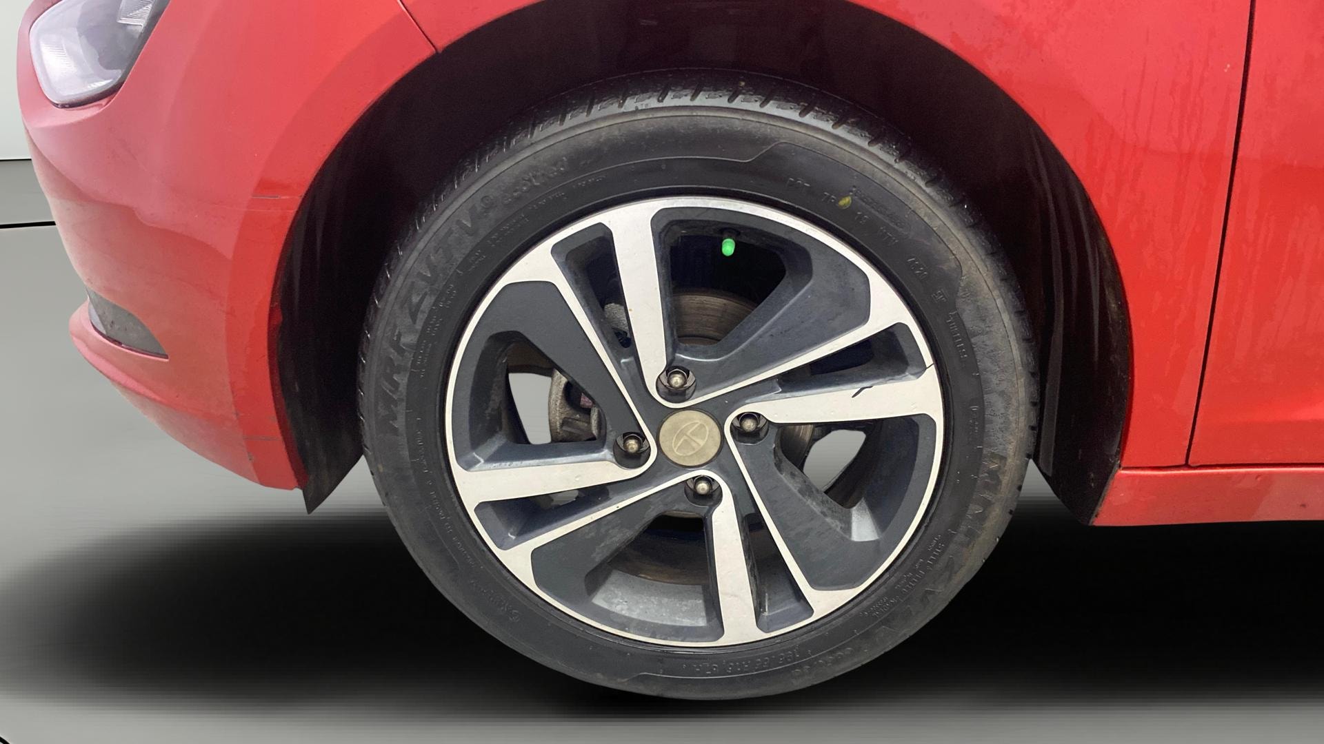 View 2020 Tata Altroz XZ Petrol Image 35 Used 2020 Tata Altroz XZ Petrol Image 35