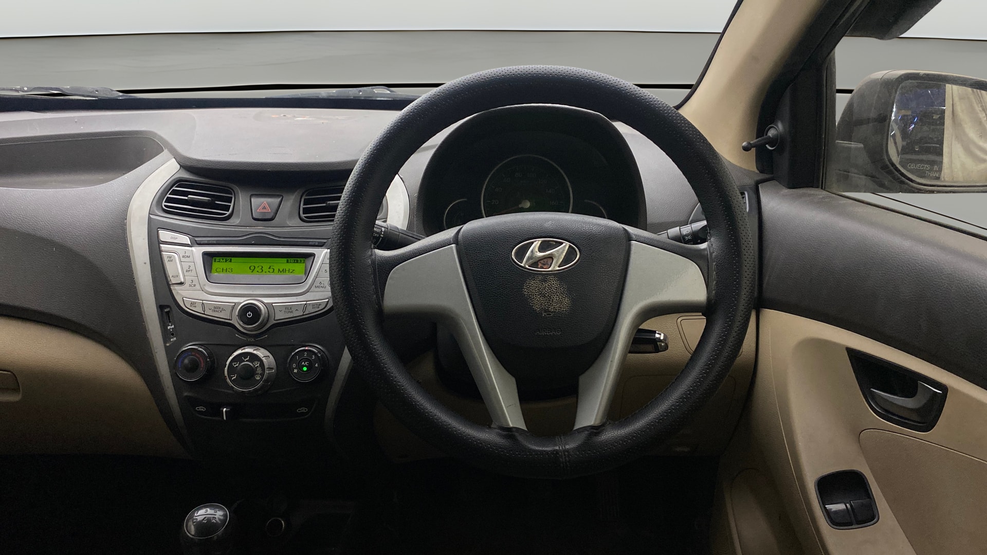 View 2018 Hyundai EON Sportz Image 20 Used 2018 Hyundai EON Sportz Image 20