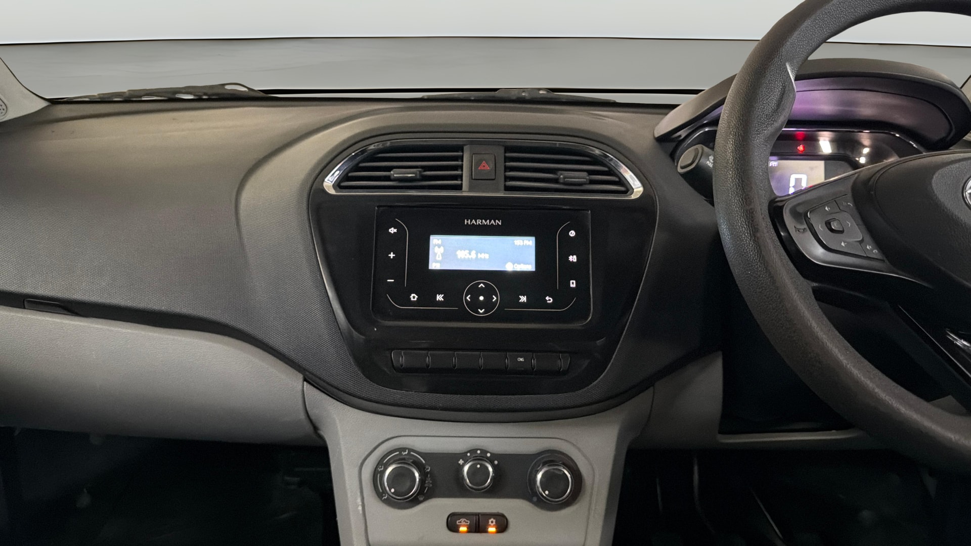 Used 2022 Tata Tiago Used 2022 Tata Tiago