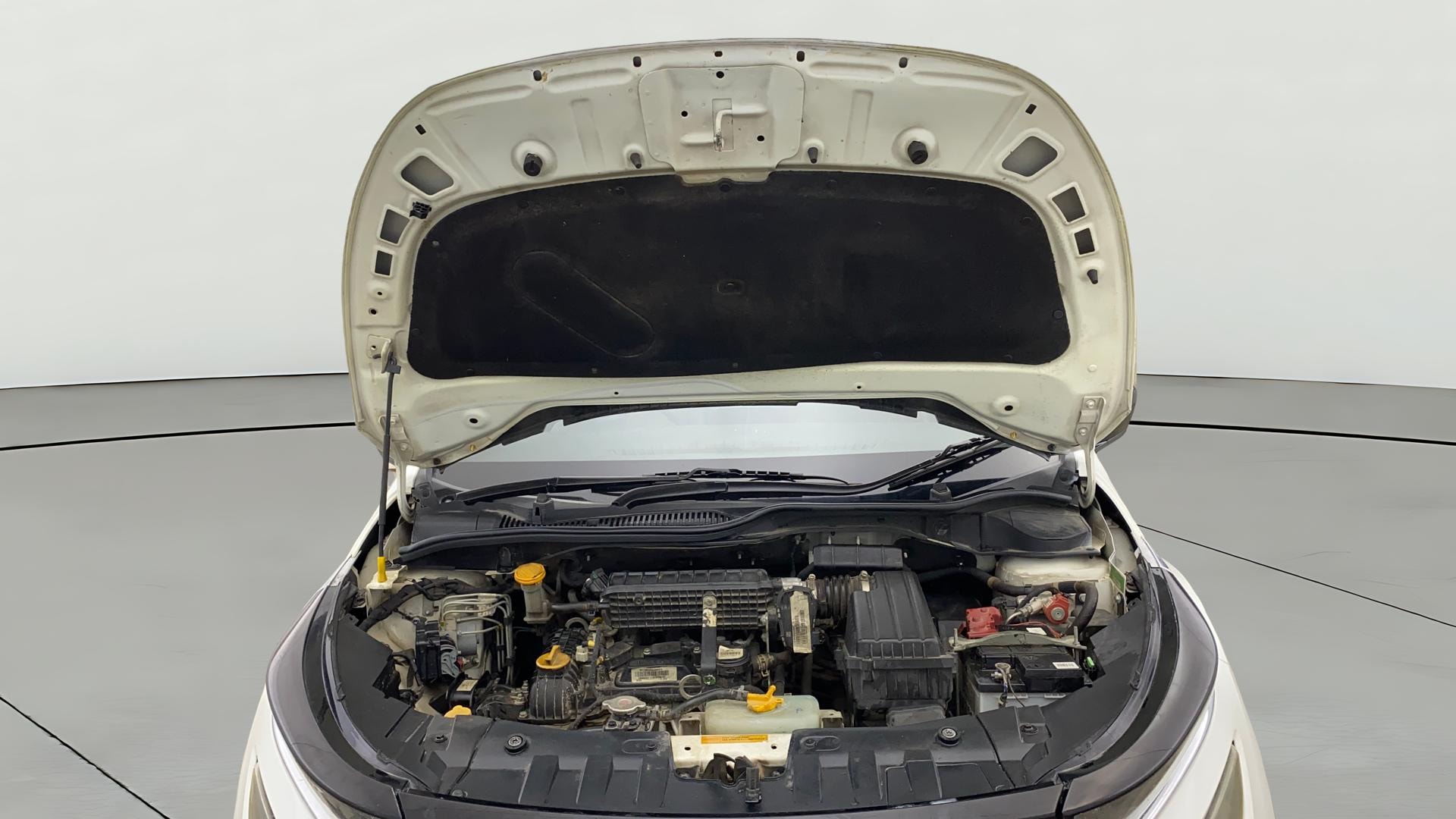 View 2023 Tata Altroz XZ Petrol Image 31 Used 2023 Tata Altroz XZ Petrol Image 31