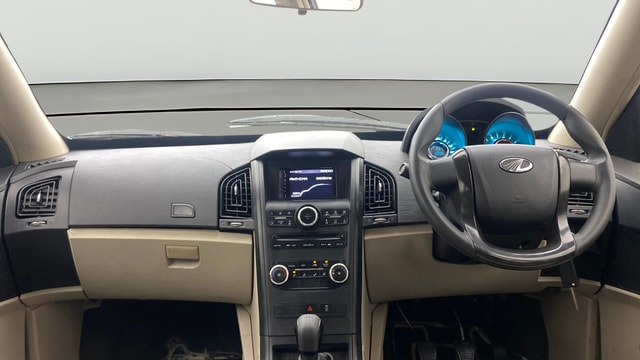 View Mahindra XUV500 Image 18 Used Mahindra XUV500 Image 18
