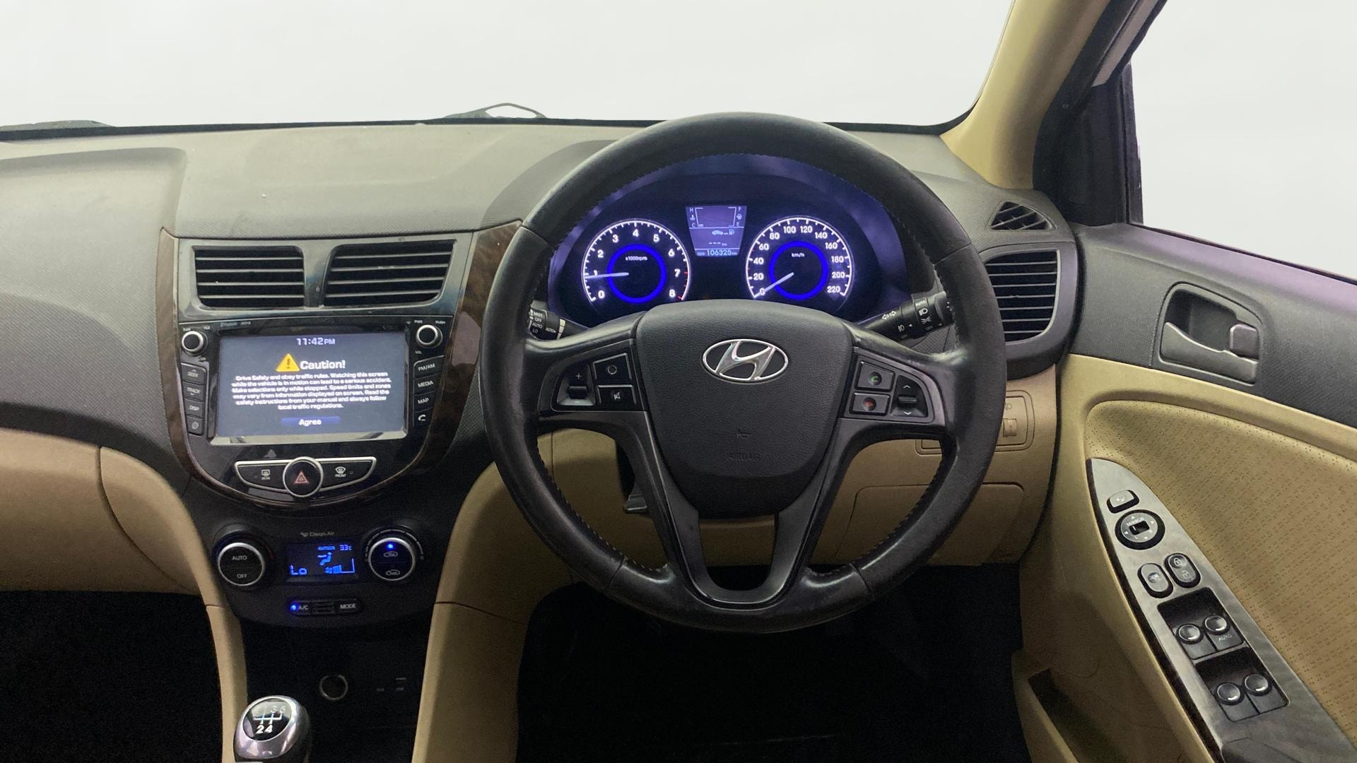 View 2016 Hyundai Verna 1.6 VTVT SX Image 20 Used 2016 Hyundai Verna 1.6 VTVT SX Image 20