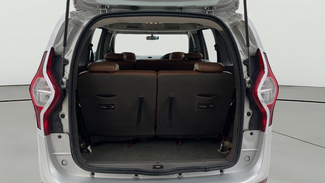 View Renault Lodgy Image 40 Used Renault Lodgy Image 40