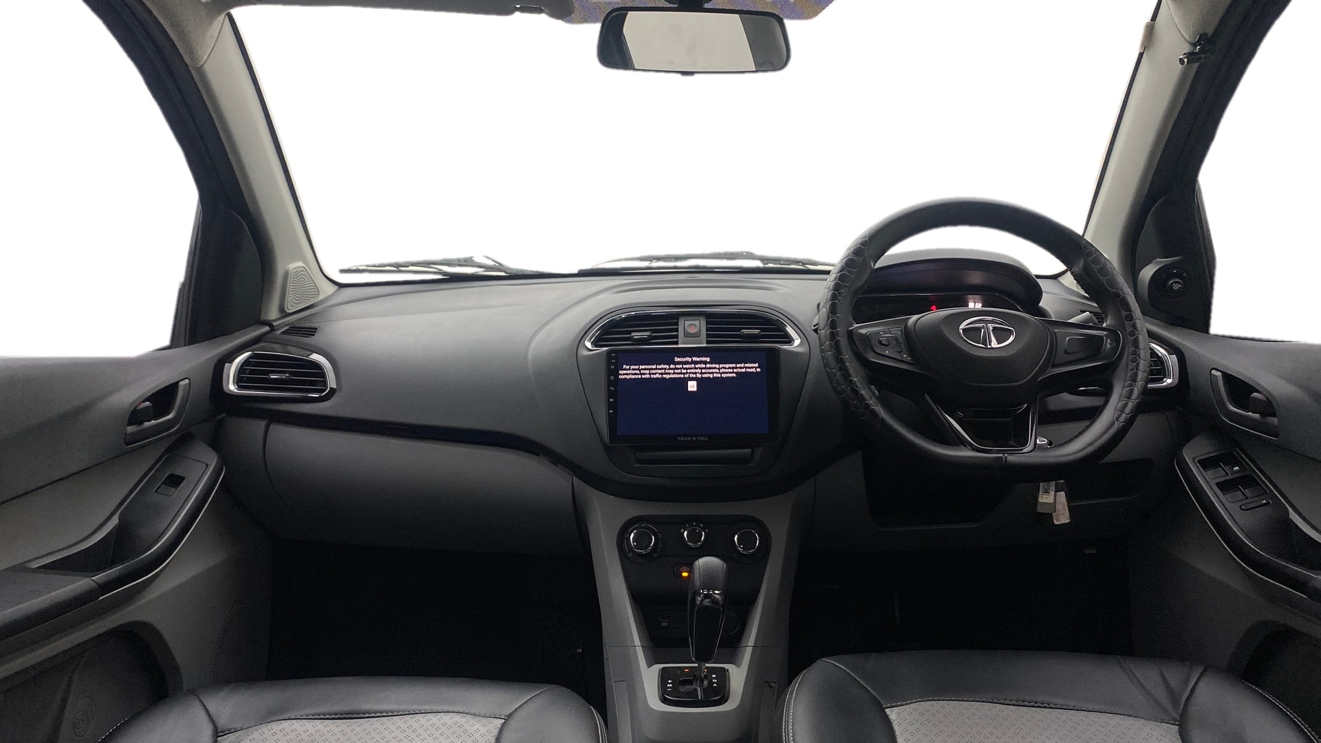 View 2022 Tata Tiago Revotorq XB Image 15 Used 2022 Tata Tiago Revotorq XB Image 15