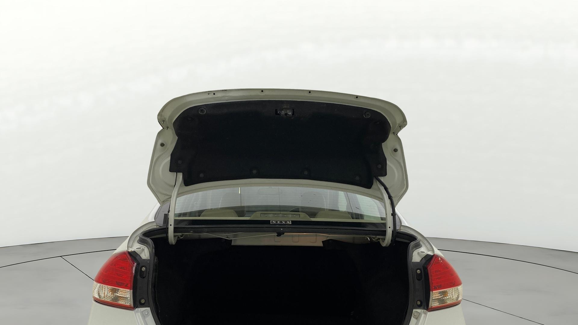 View 2018 Maruti Suzuki 1000 Base Variant Image 17 Used 2018 Maruti Suzuki 1000 Base Variant Image 17