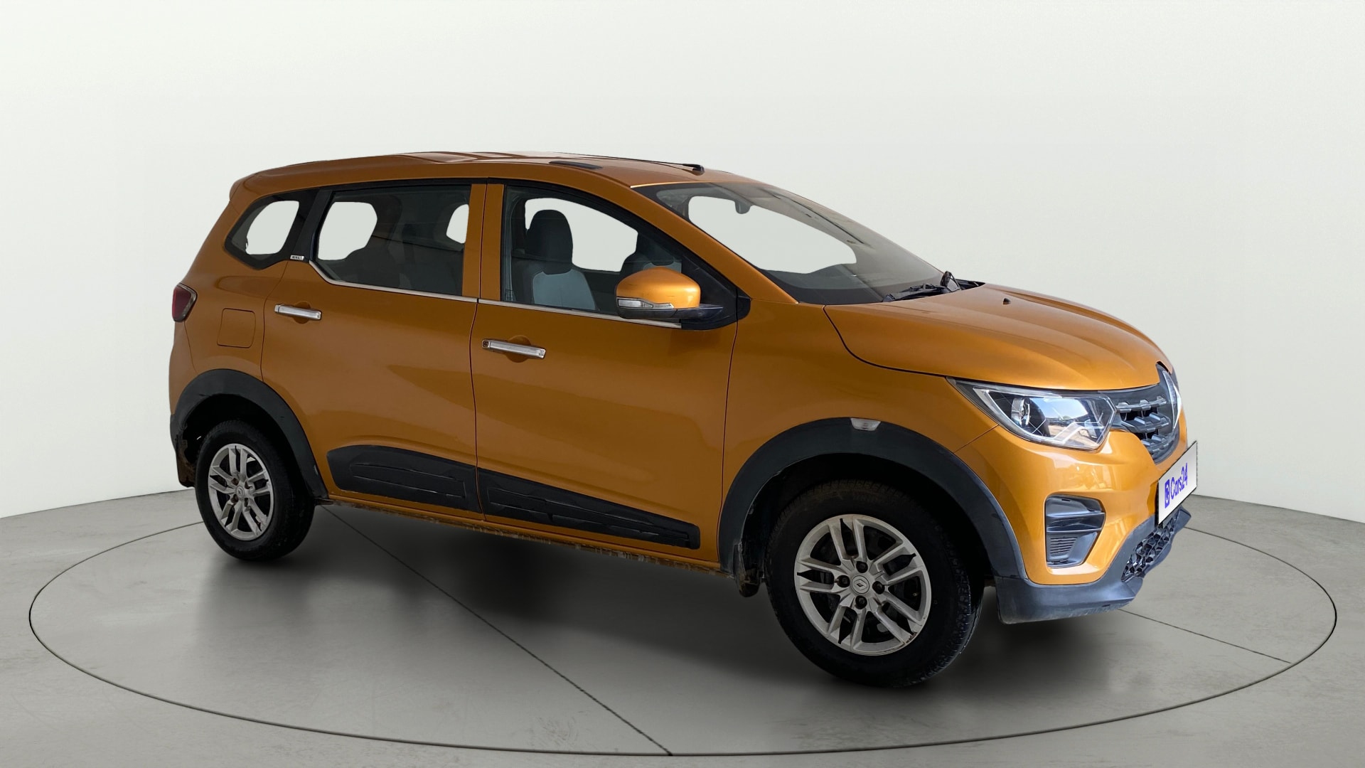 View 2020 Renault Triber RXE Image 22 Used 2020 Renault Triber RXE Image 22
