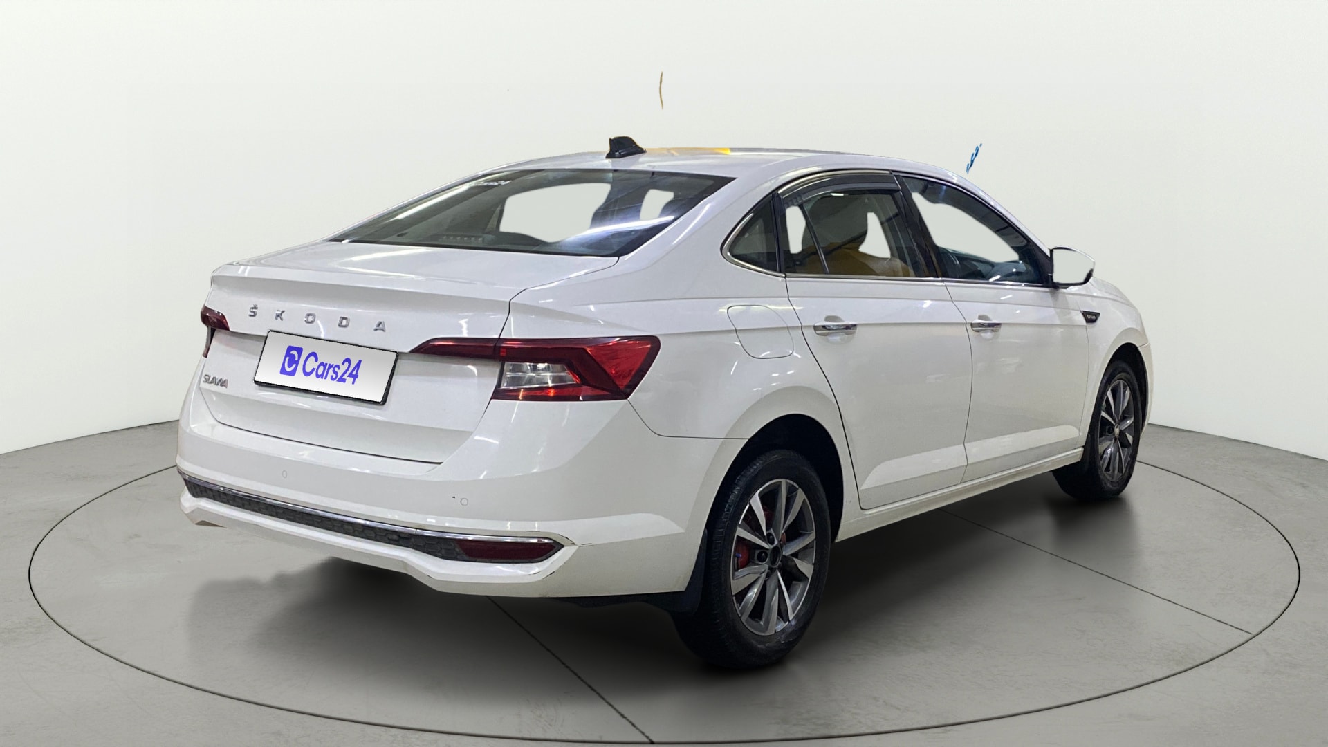 View 2022 Skoda Slavia Style 1.0 TSI AT Image 45 Used 2022 Skoda Slavia Style 1.0 TSI AT Image 45