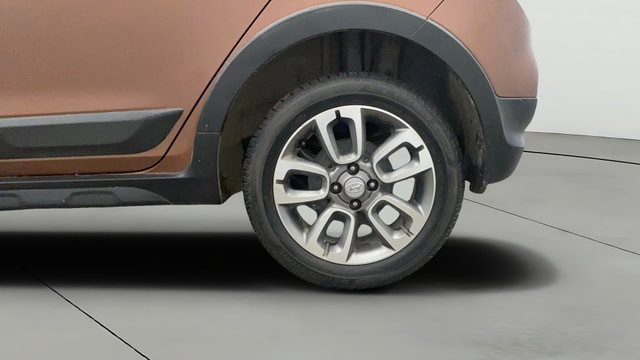 View Hyundai i20 Active Image 11 Used Hyundai i20 Active Image 11